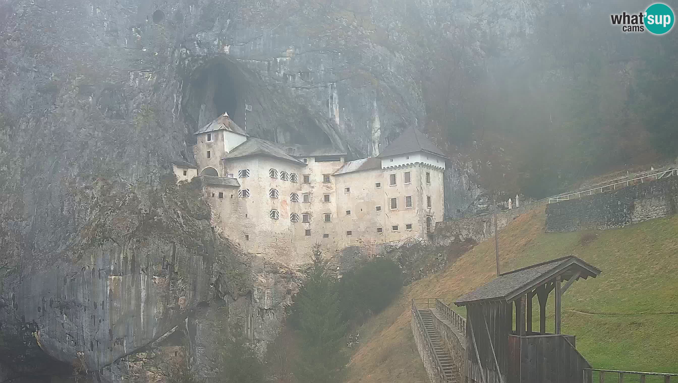 Live Webcam Grad Predjama – Château de Predjama – Postojna – Slovénie