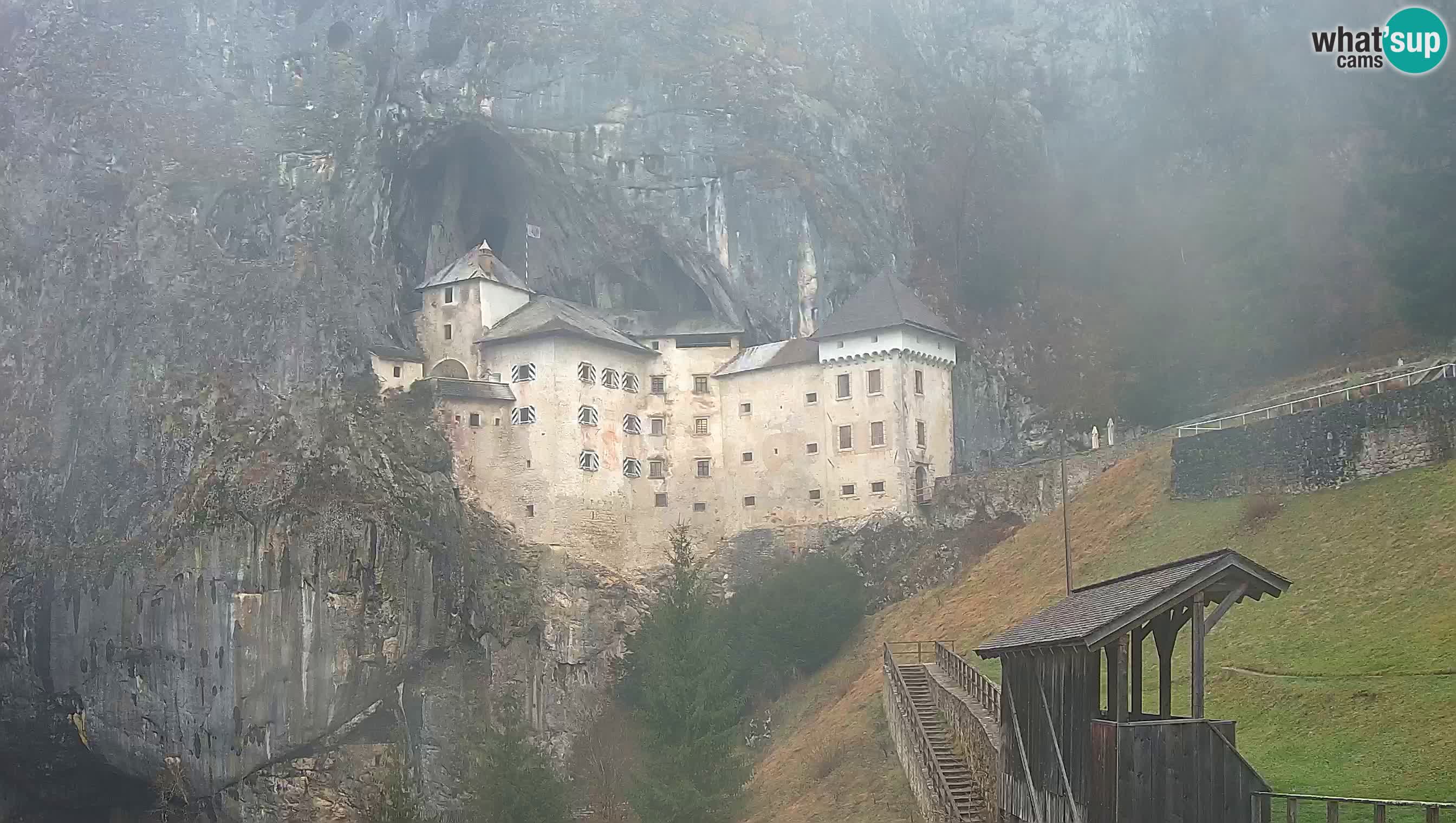 Live Webcam Höhlenburg Predjama – Postojna – Slowenien