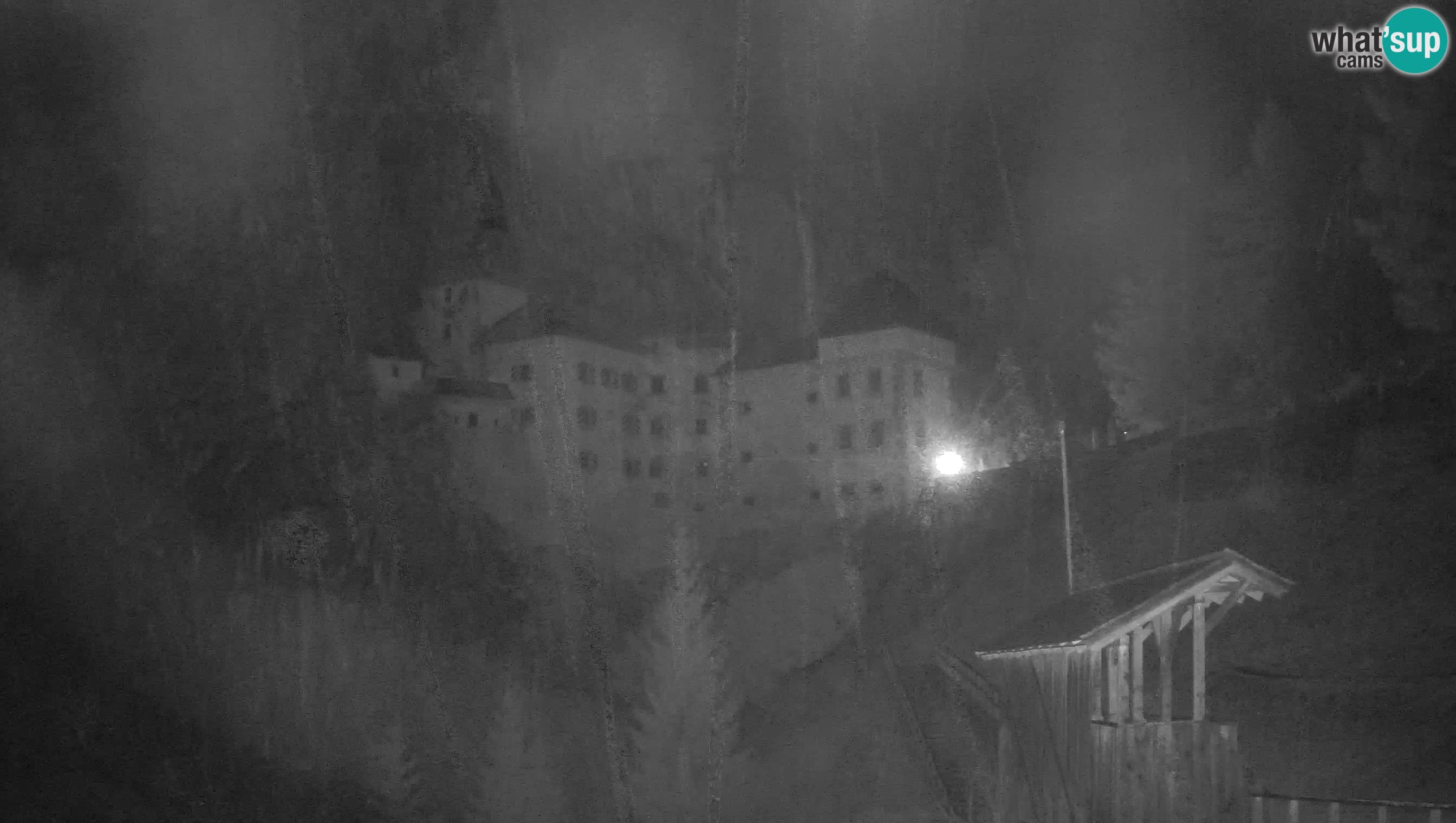 Web kamera Predjamski dvorac – Postojna – Slovenija