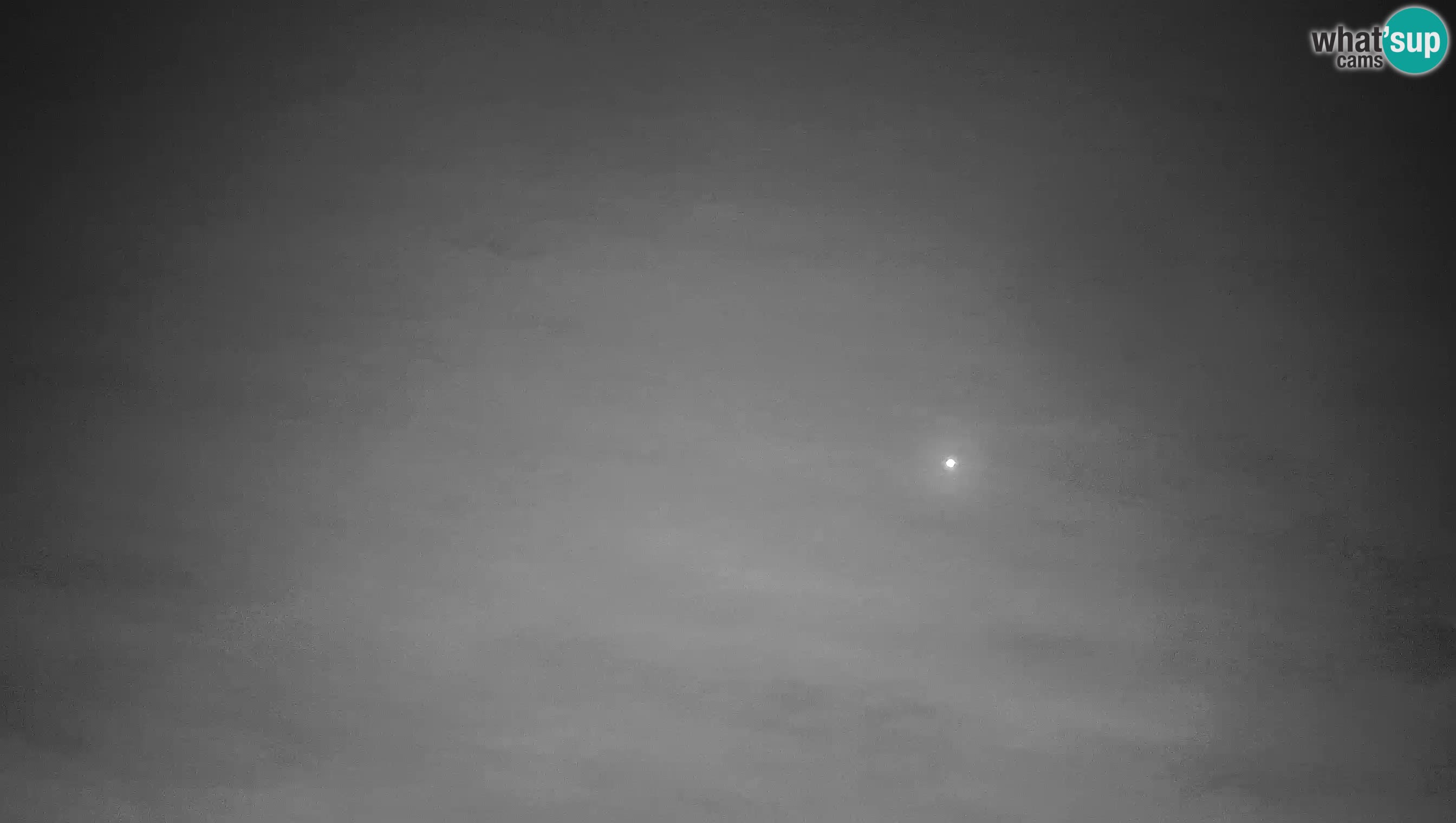 Spletna kamera Predjamski grad – Grad Predjama – Postojna