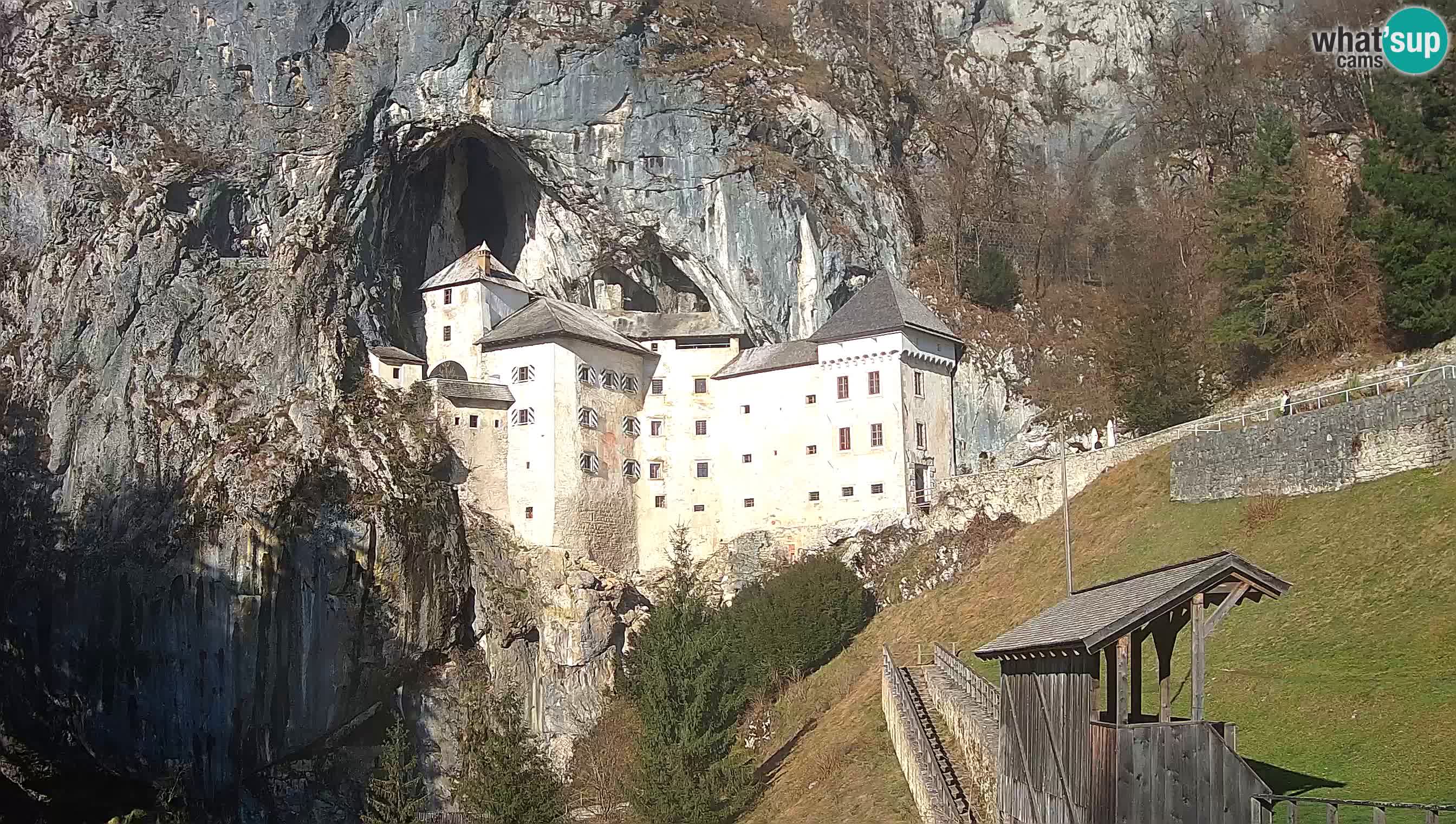 Live Webcam Castello di Predjama – Postumia – Slovenia
