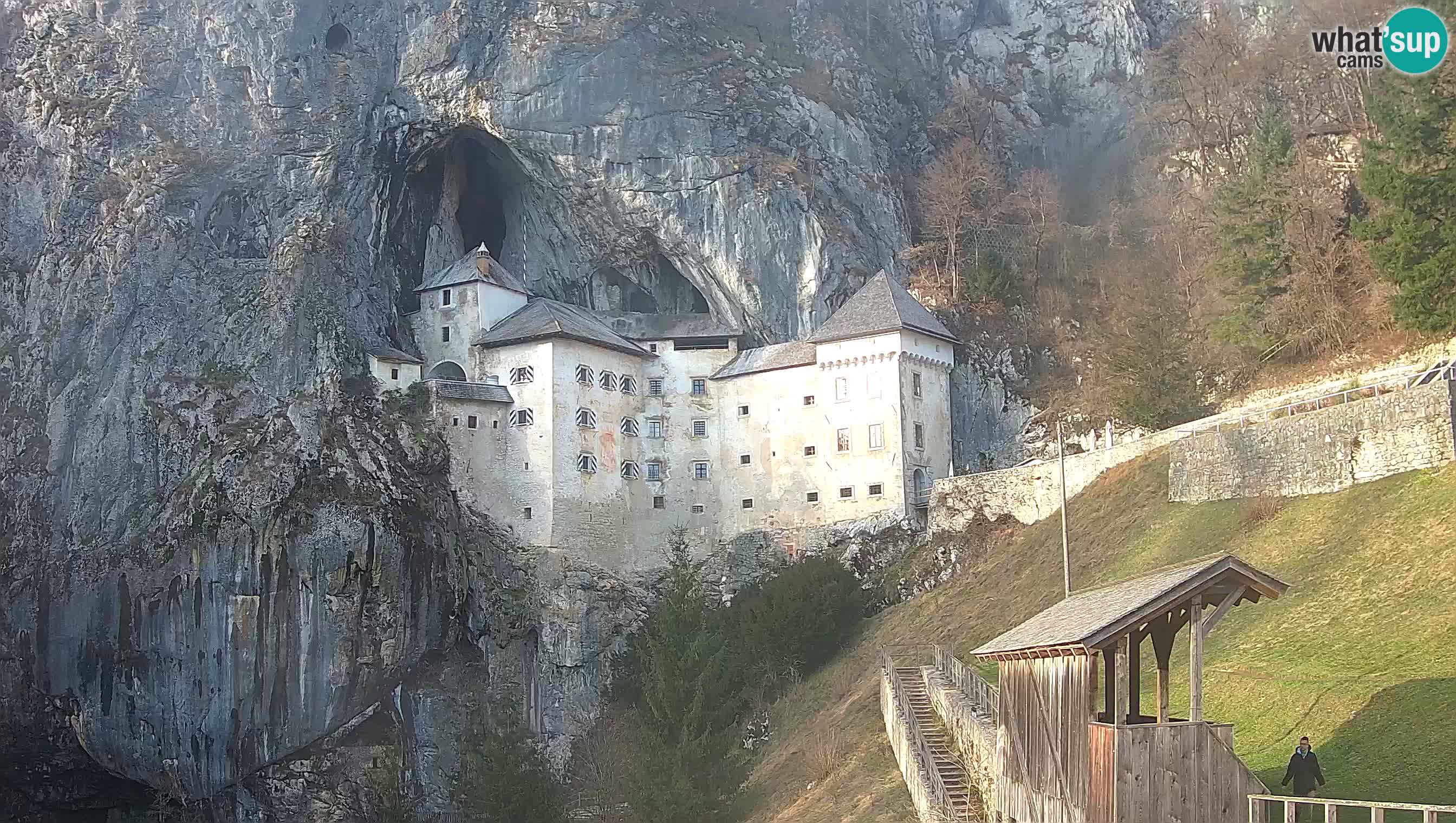 Camera en vivo Castillo de Predjama – Postojna – Eslovenia