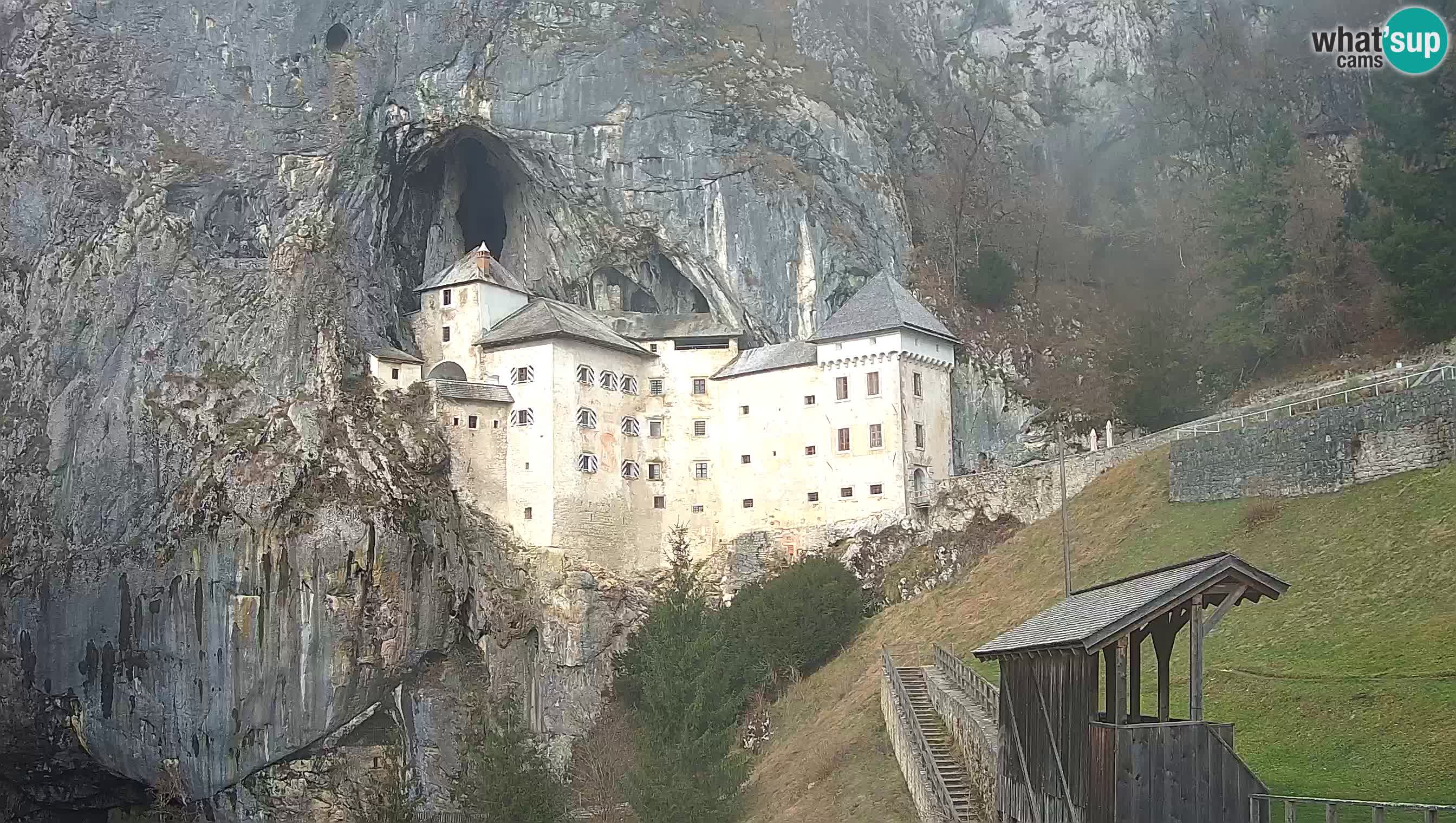 Camera en vivo Castillo de Predjama – Postojna – Eslovenia