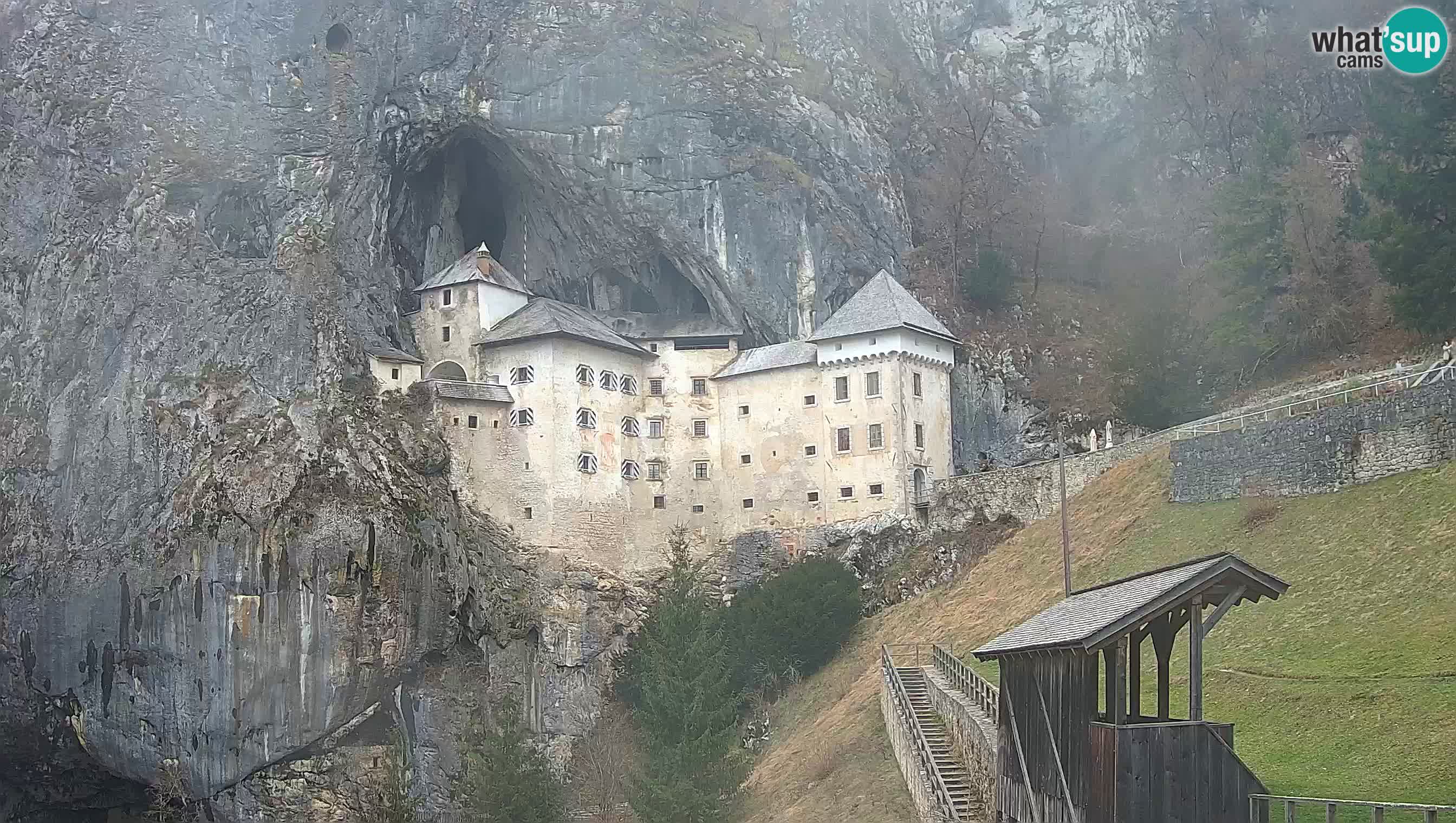 Camera en vivo Castillo de Predjama – Postojna – Eslovenia