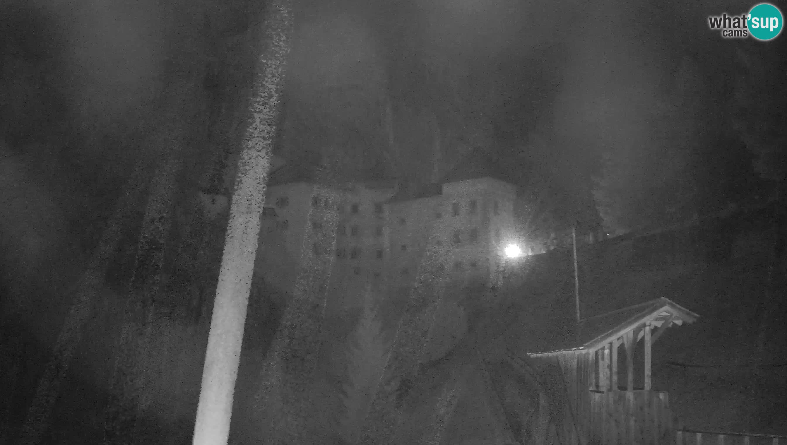 Live Webcam Grad Predjama – Château de Predjama – Postojna – Slovénie