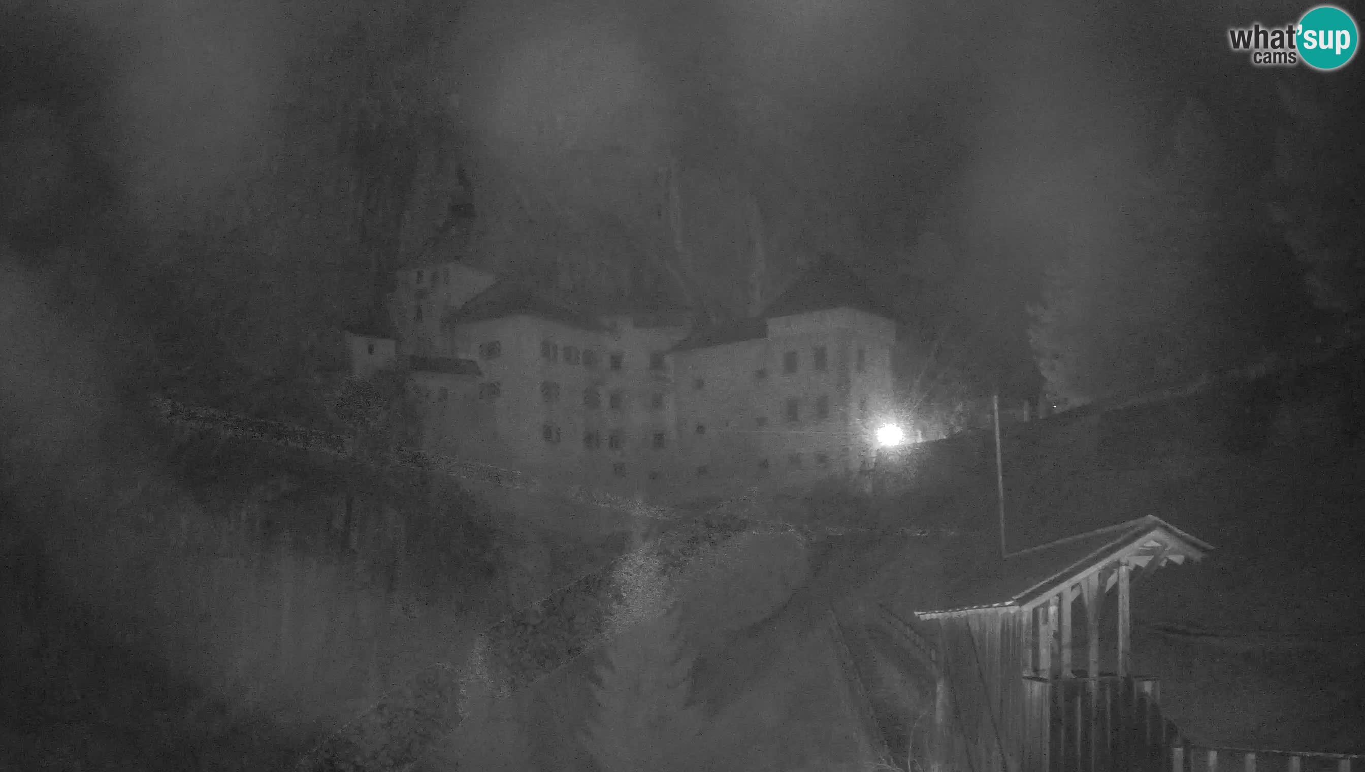 Live Webcam Höhlenburg Predjama – Postojna – Slowenien