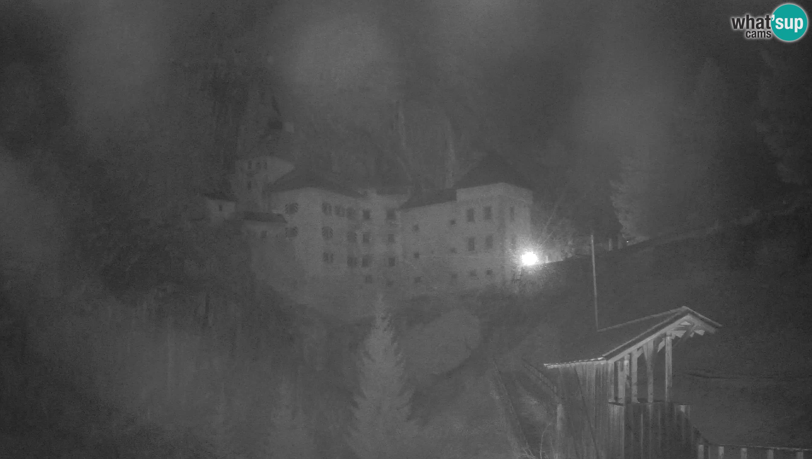 Live Webcam Grad Predjama – Château de Predjama – Postojna – Slovénie