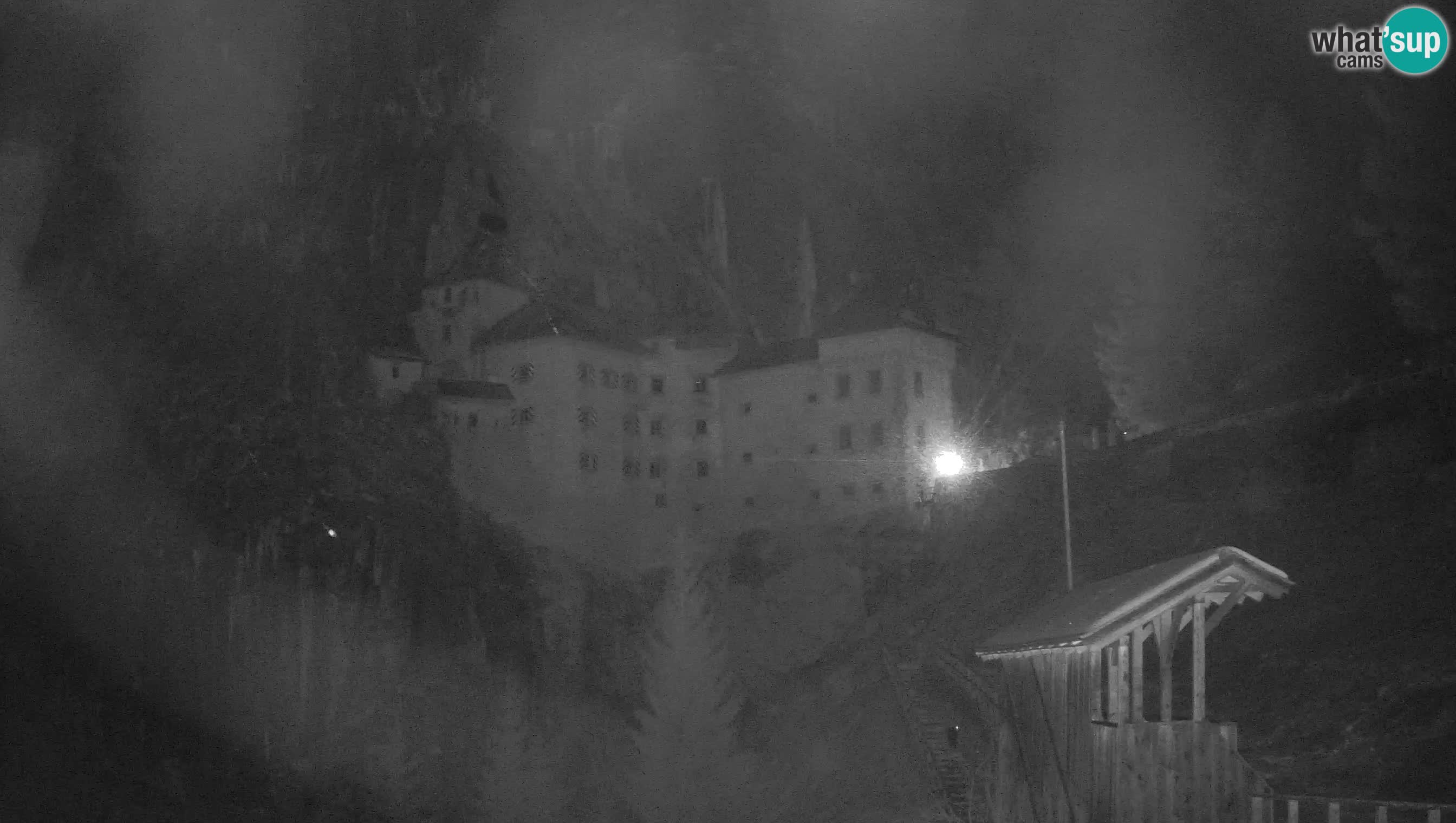 Web kamera Predjamski dvorac – Postojna – Slovenija