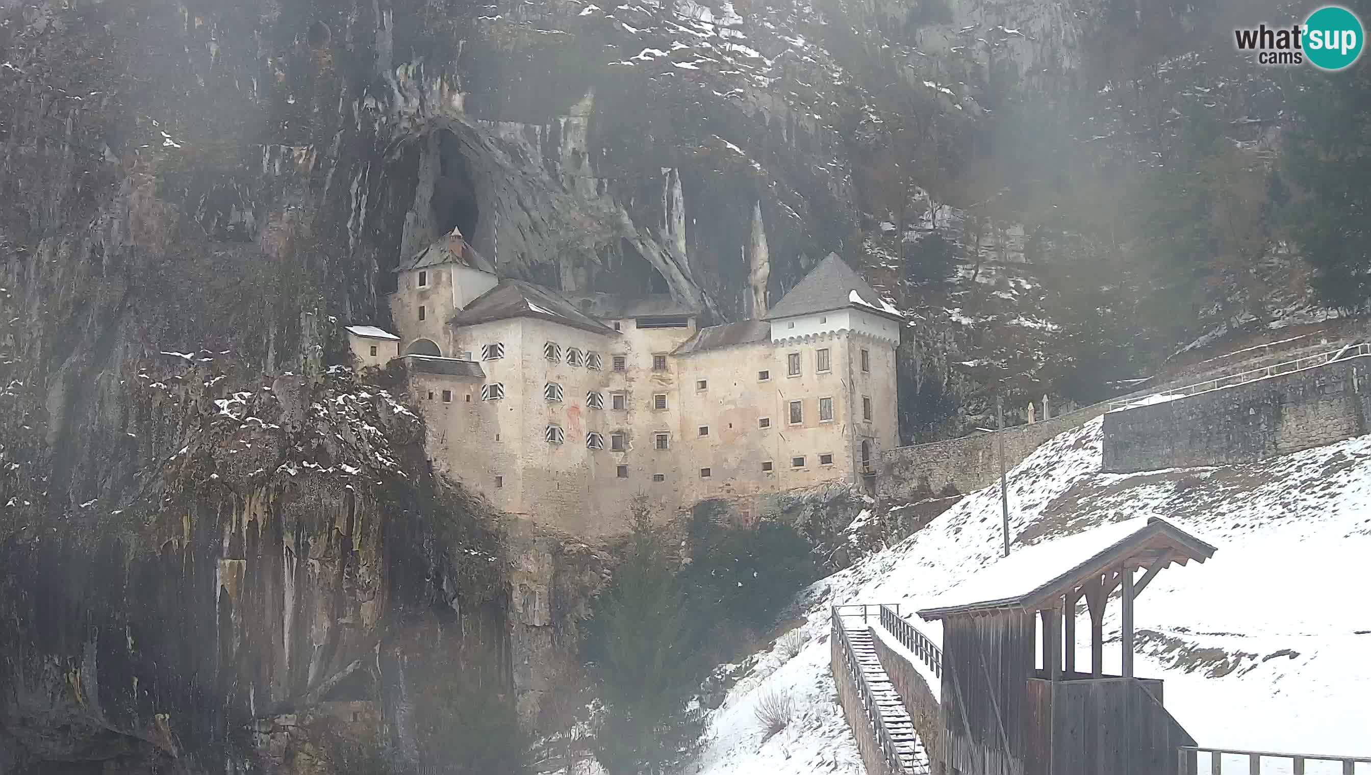 Live Webcam Castello di Predjama – Postumia – Slovenia
