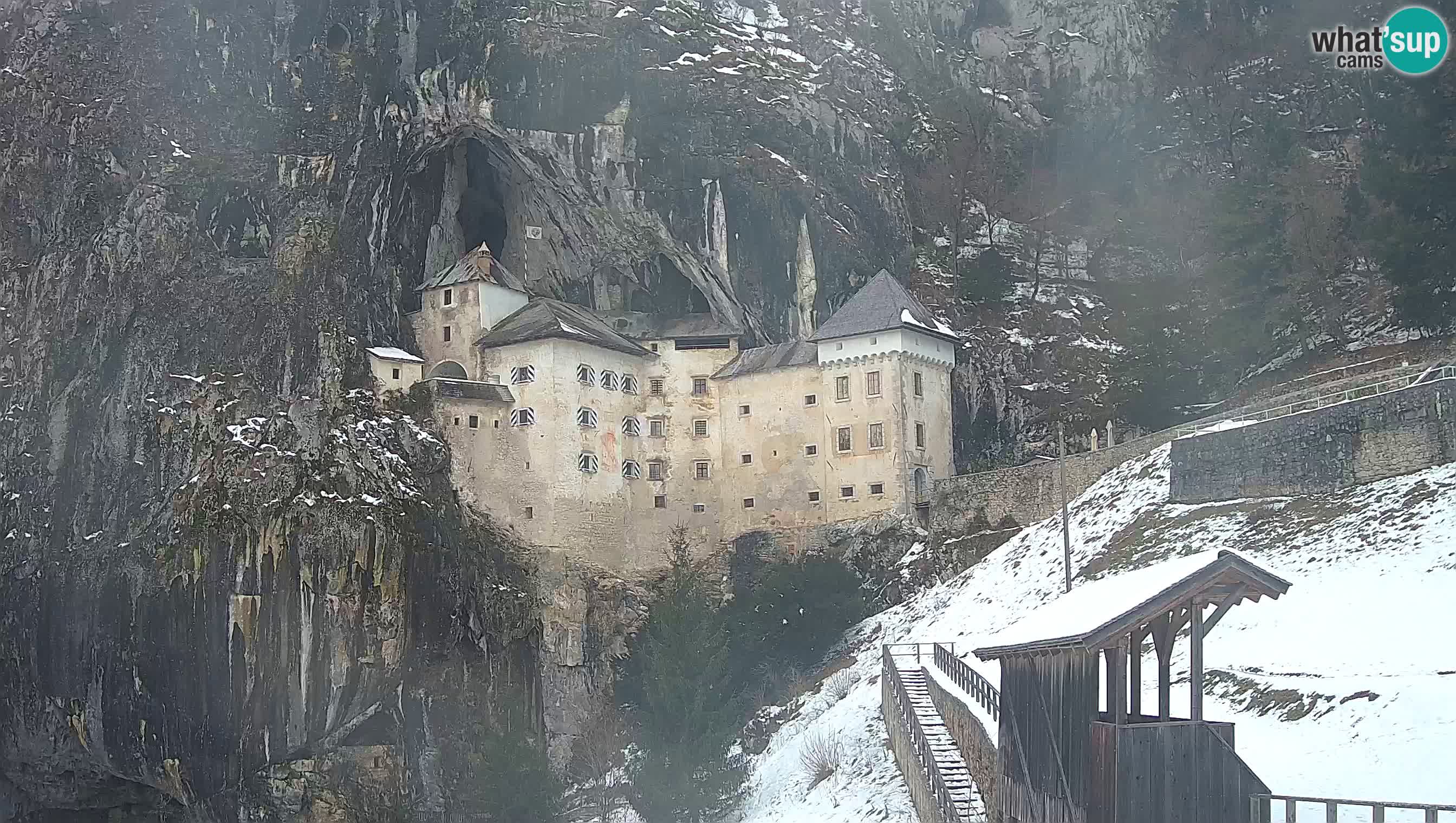 Live Webcam Castello di Predjama – Postumia – Slovenia