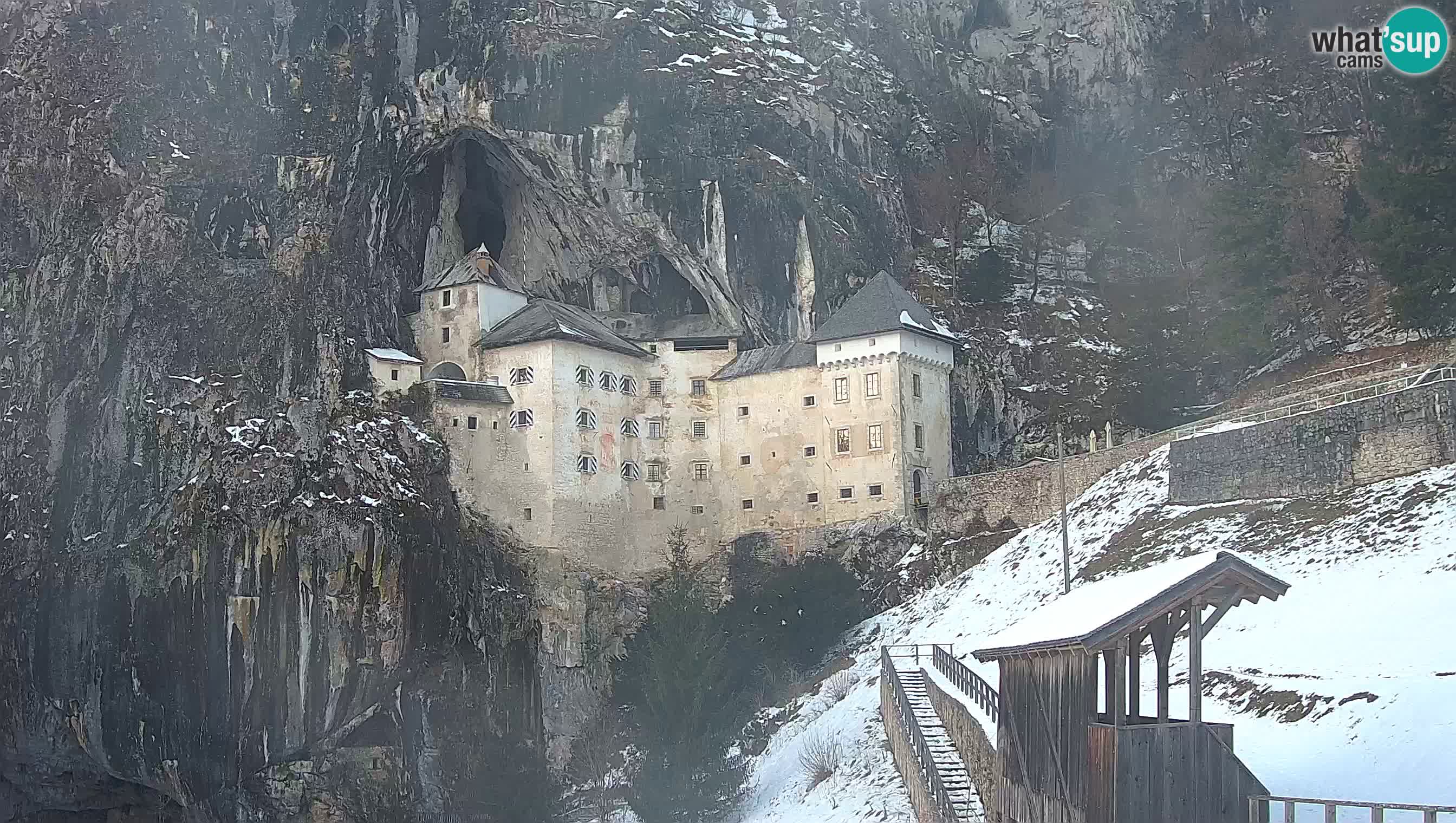 Live Webcam Castello di Predjama – Postumia – Slovenia