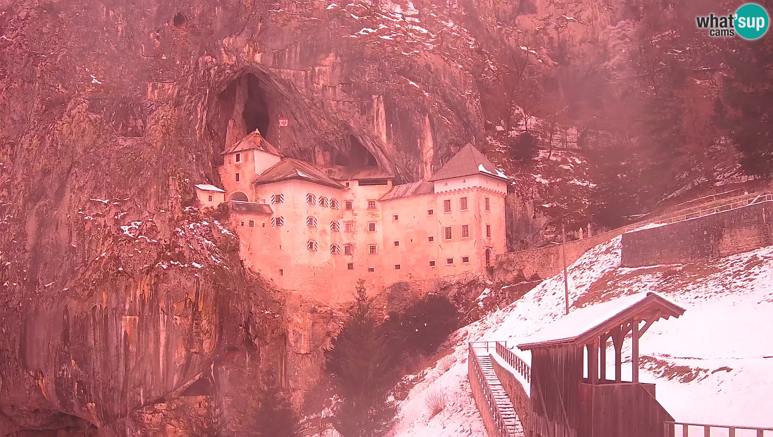 Live Webcam Predjamski grad – Predjama Castle – Postojna – Slovenia