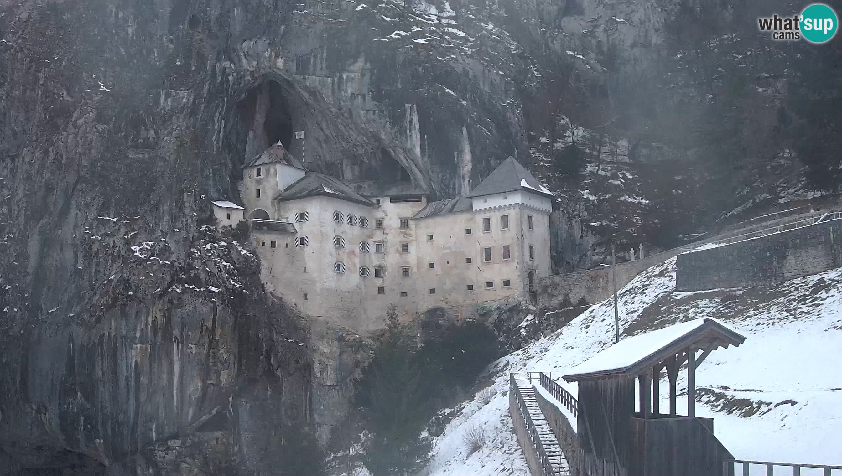 Live Webcam Predjamski grad – Predjama Castle – Postojna – Slovenia