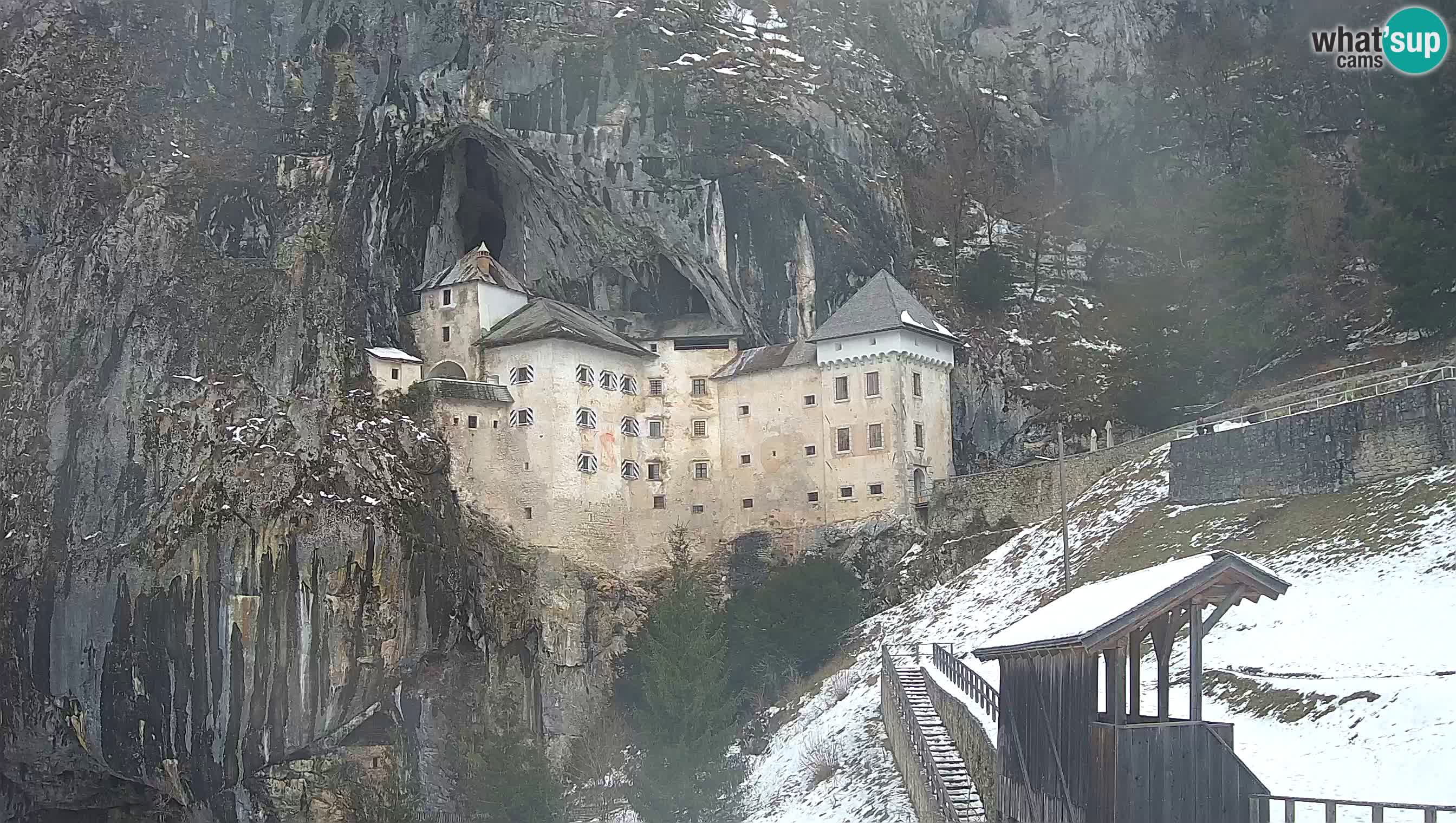 Live Webcam Castello di Predjama – Postumia – Slovenia