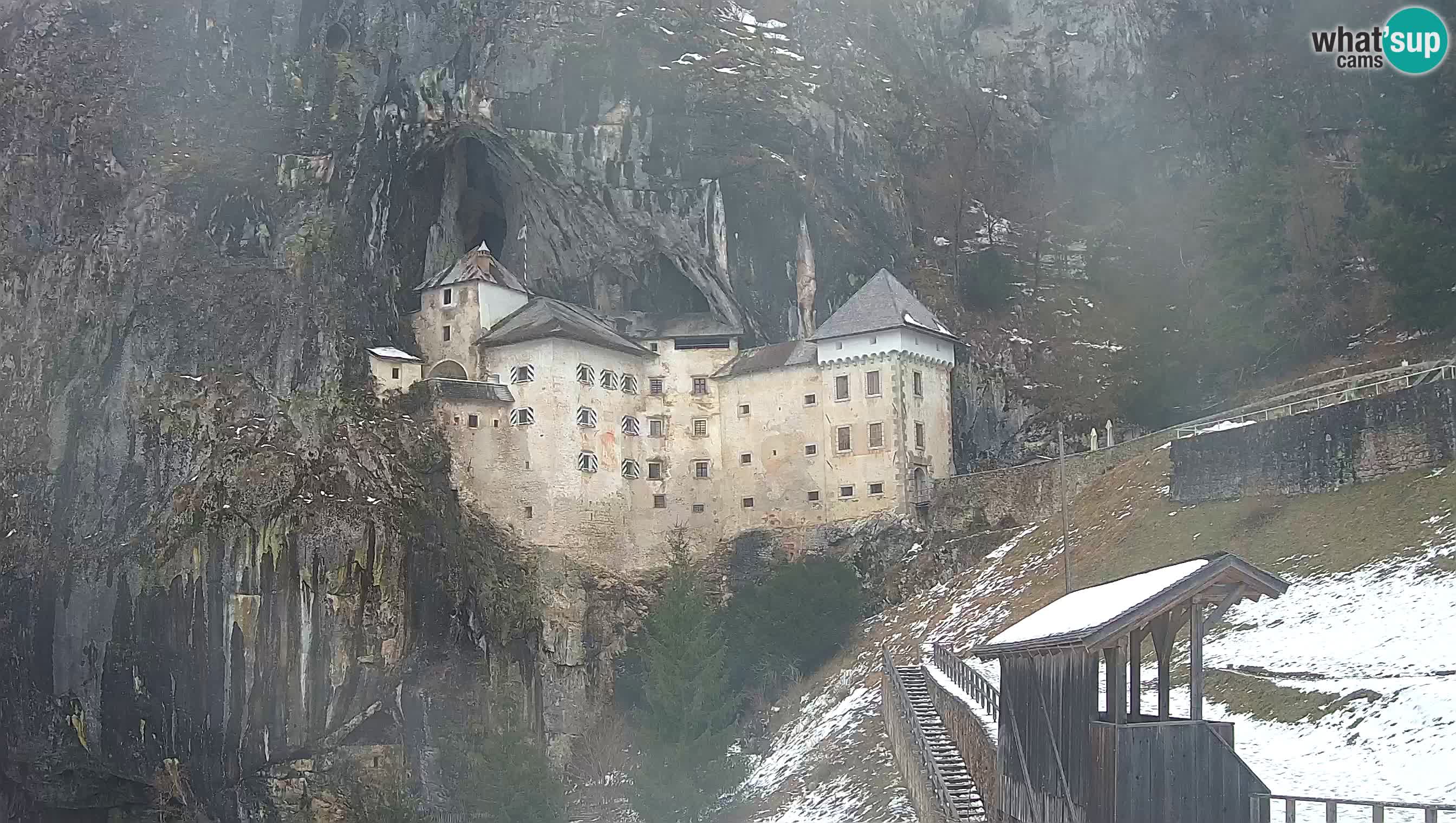 Live Webcam Castello di Predjama – Postumia – Slovenia