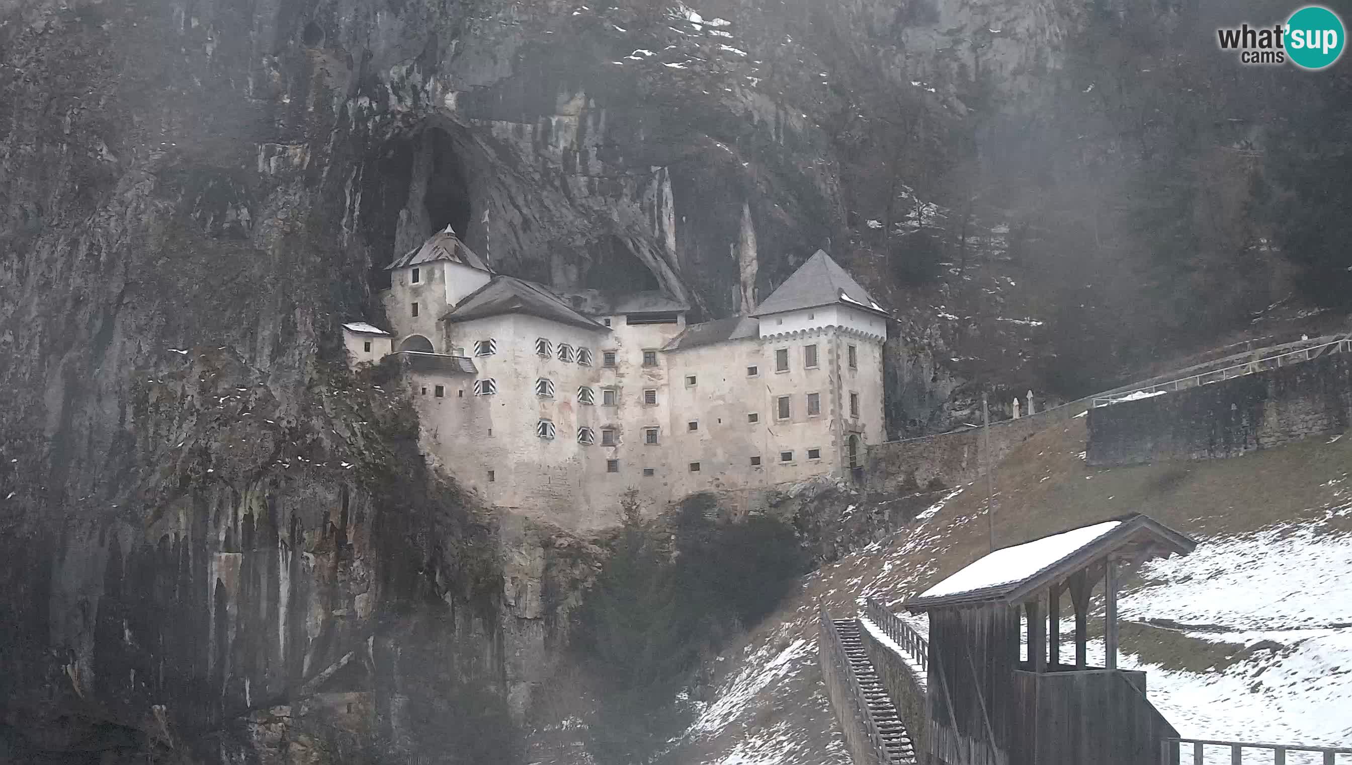 Live Webcam Predjamski grad – Predjama Castle – Postojna – Slovenia