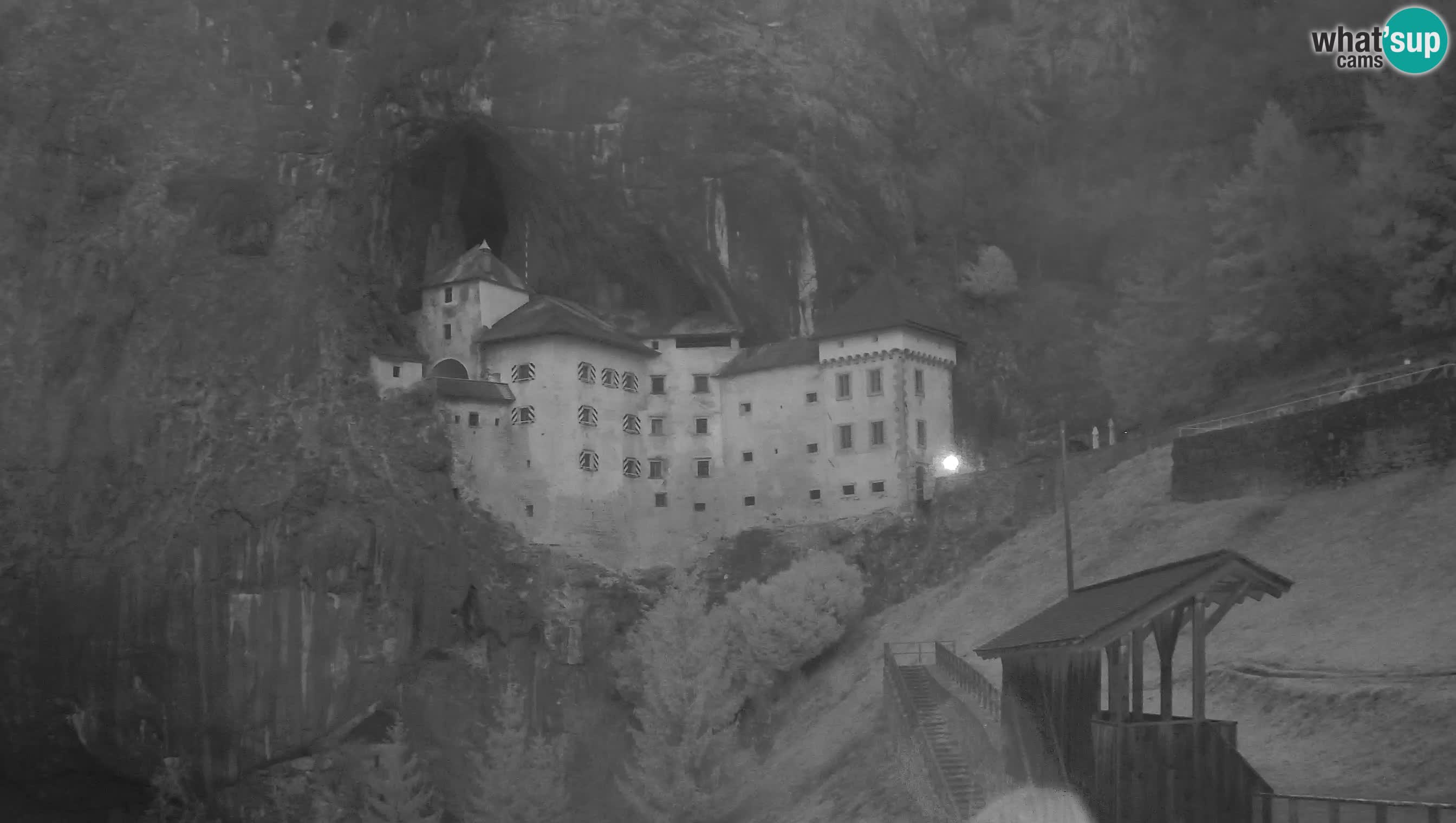 Live Webcam Predjamski grad – Predjama Castle – Postojna – Slovenia