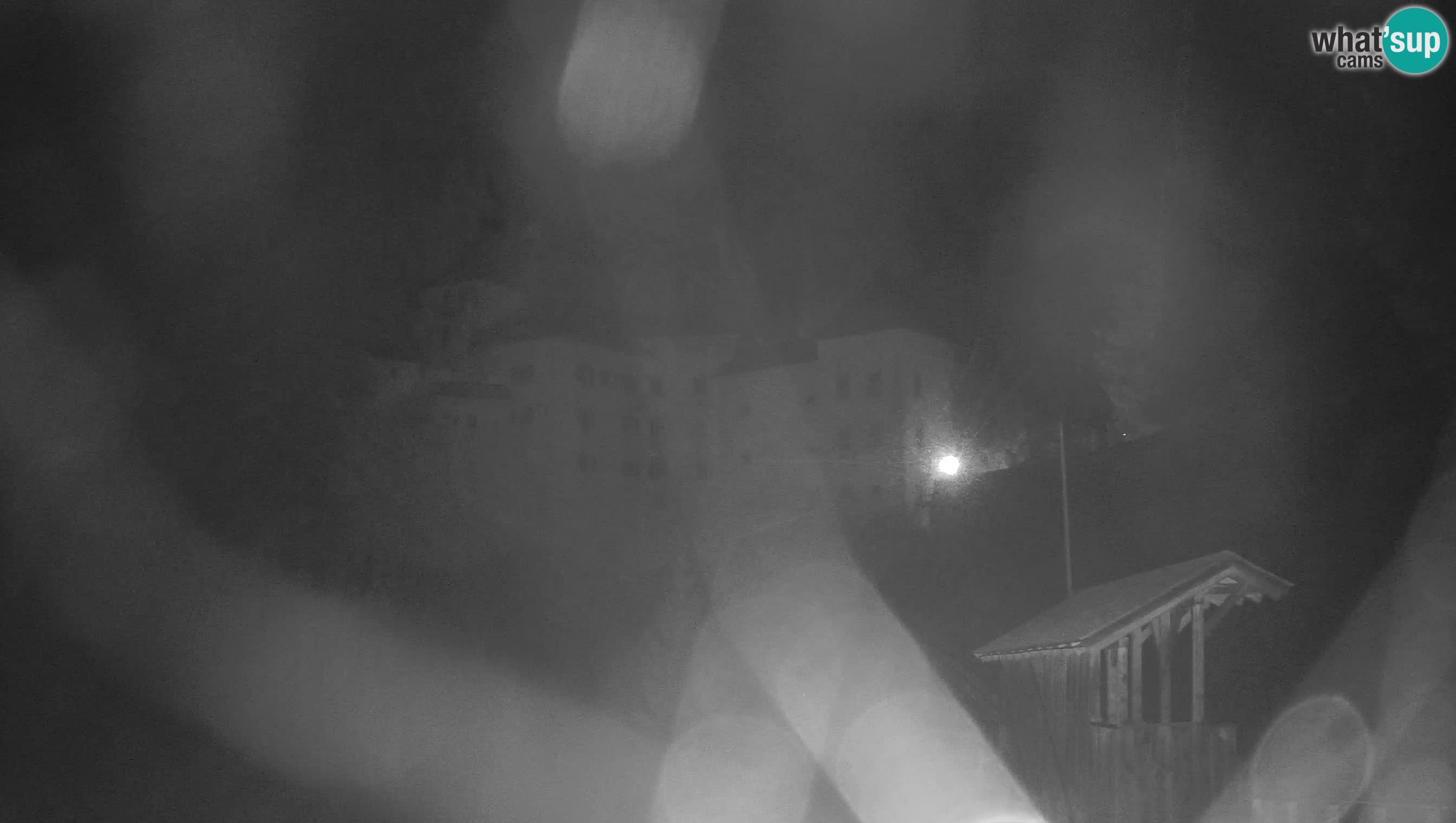Live Webcam Grad Predjama – Château de Predjama – Postojna – Slovénie