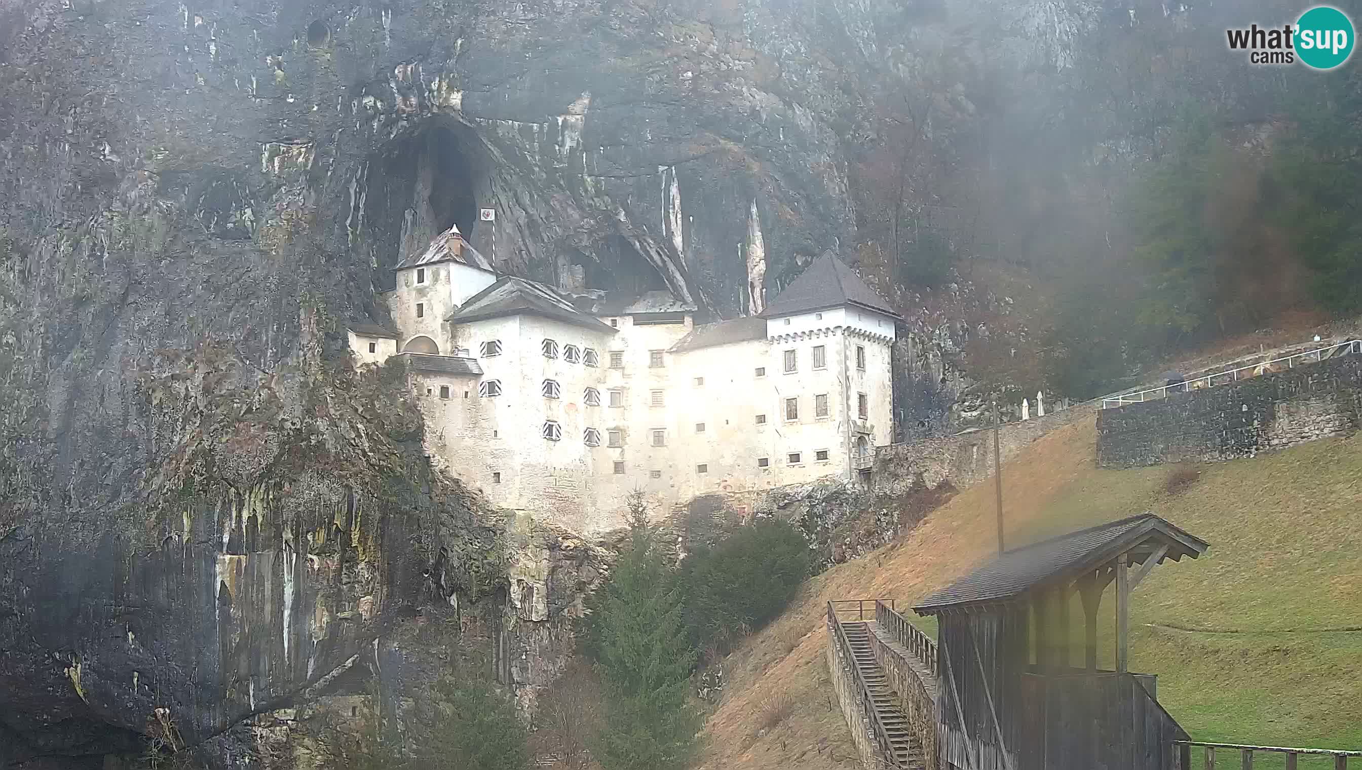 Live Webcam Predjamski grad – Predjama Castle – Postojna – Slovenia