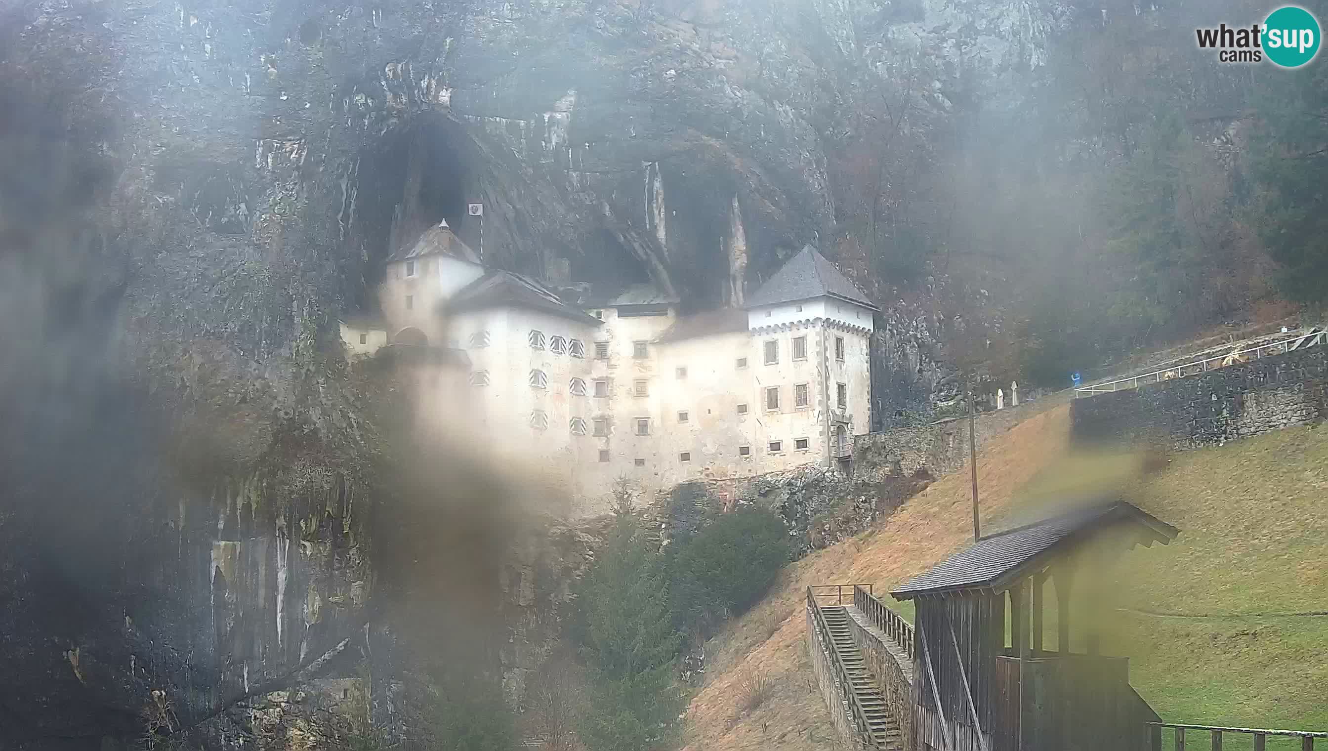 Live Webcam Predjamski grad – Predjama Castle – Postojna – Slovenia