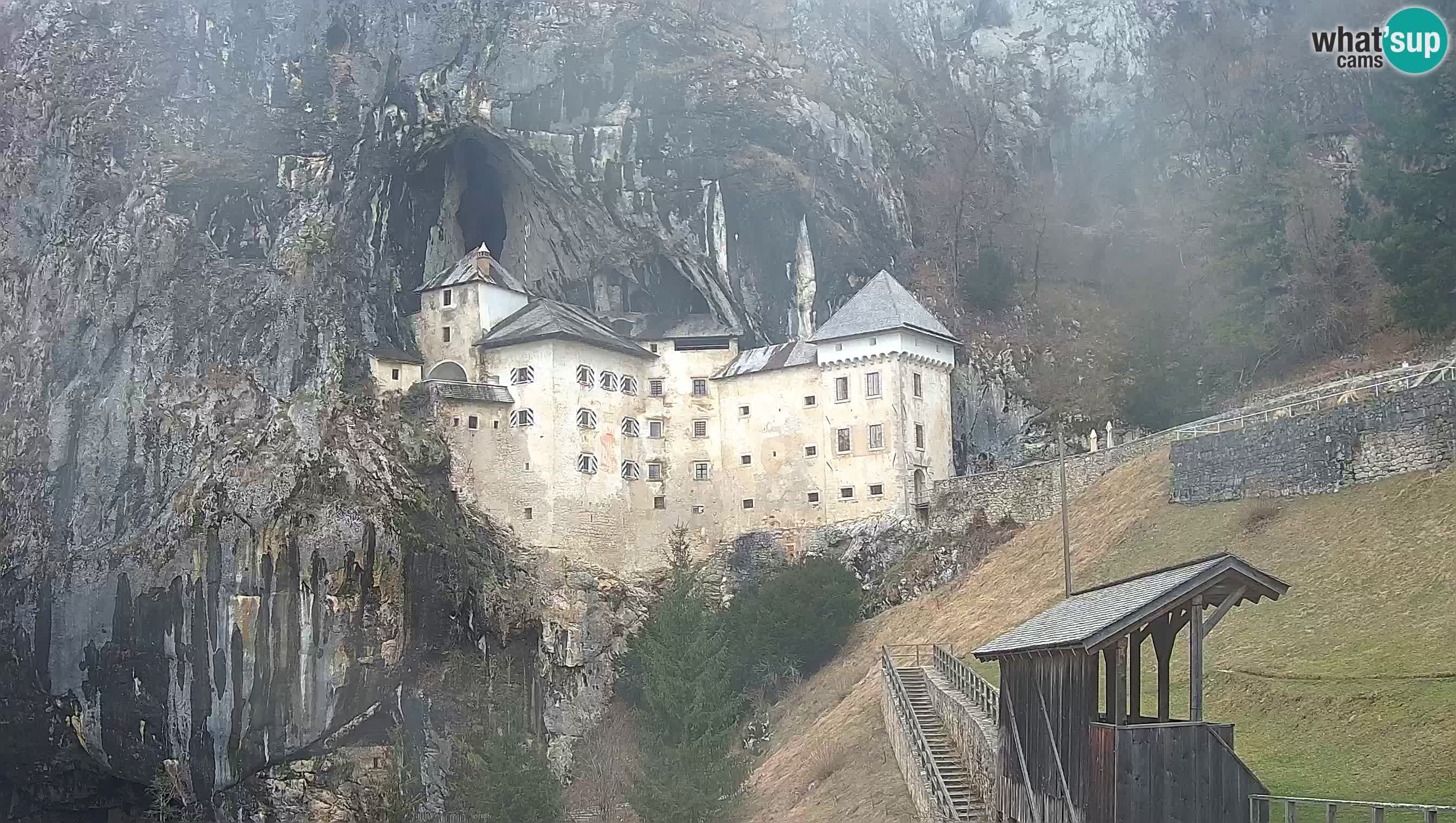 Camera en vivo Castillo de Predjama – Postojna – Eslovenia