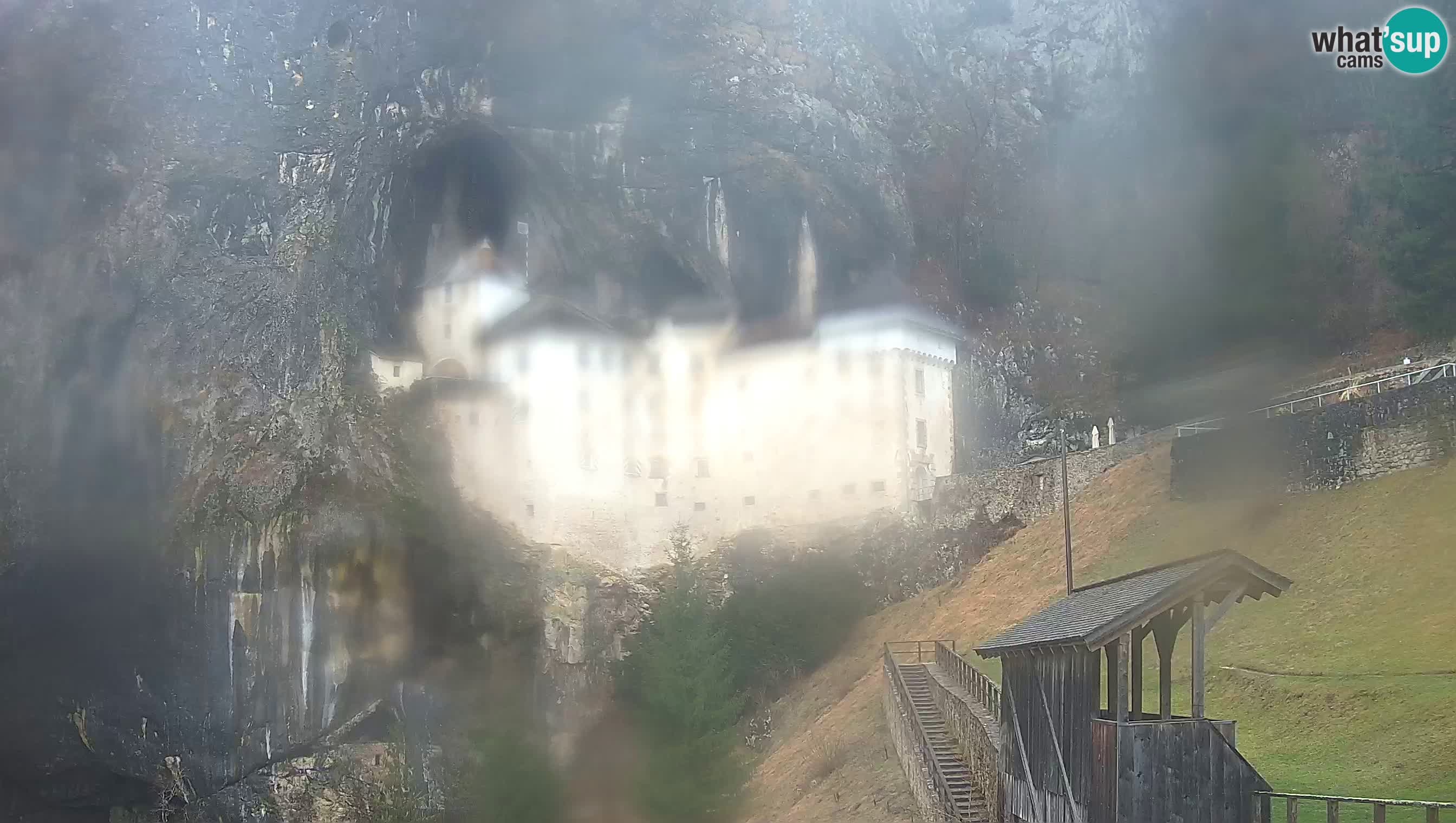 Live Webcam Predjamski grad – Predjama Castle – Postojna – Slovenia