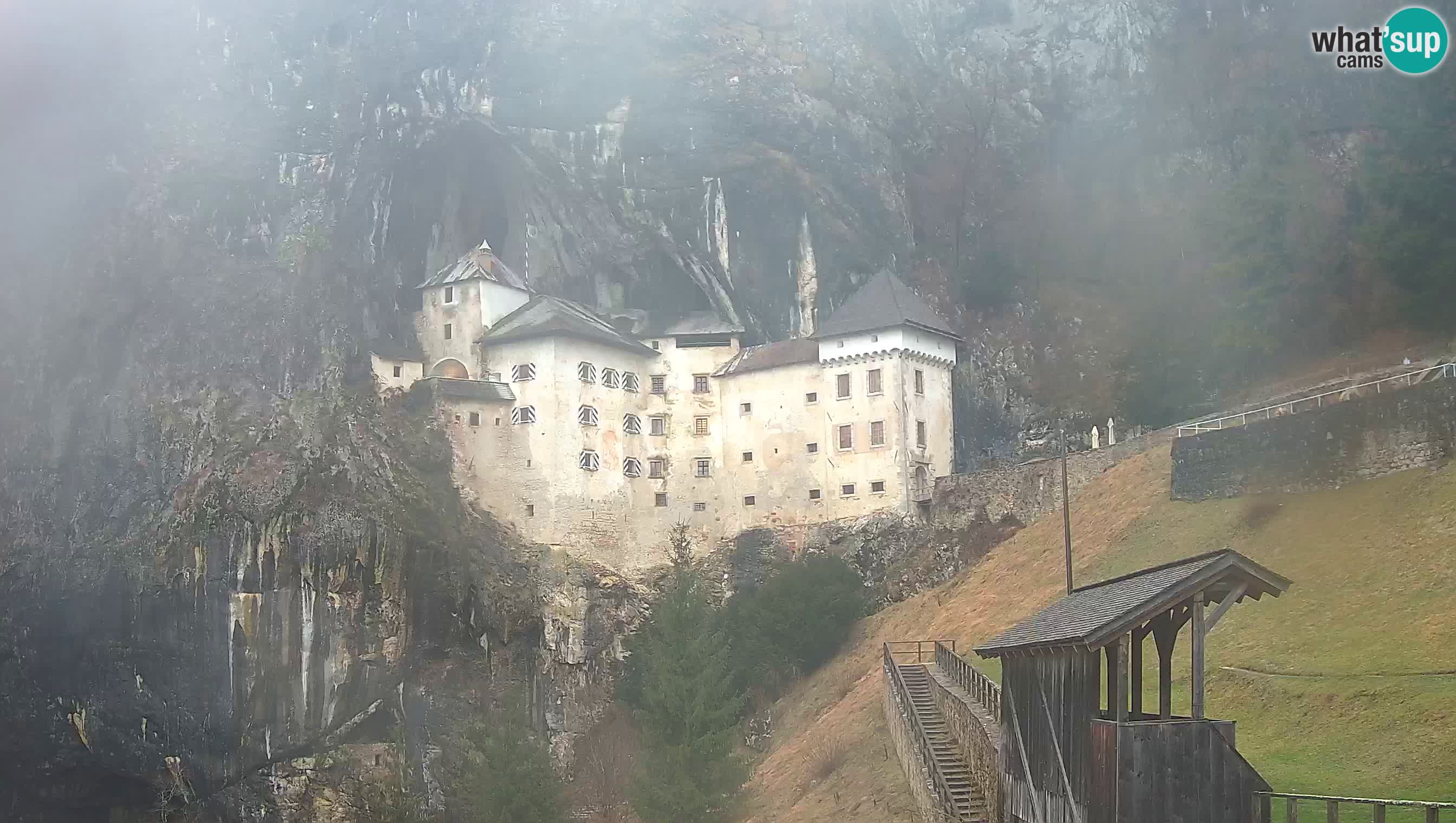 Live Webcam Predjamski grad – Predjama Castle – Postojna – Slovenia