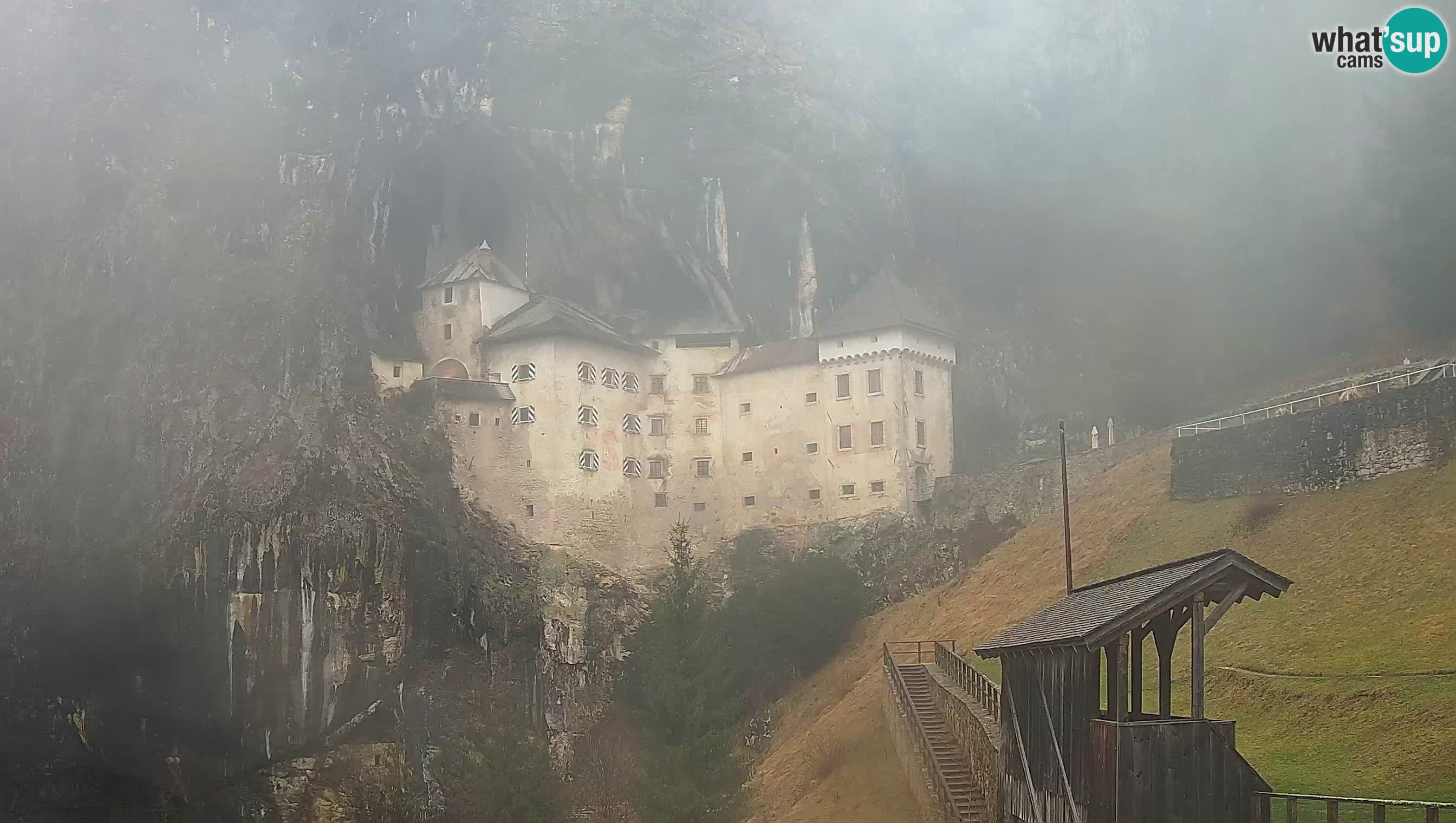 Live Webcam Predjamski grad – Predjama Castle – Postojna – Slovenia