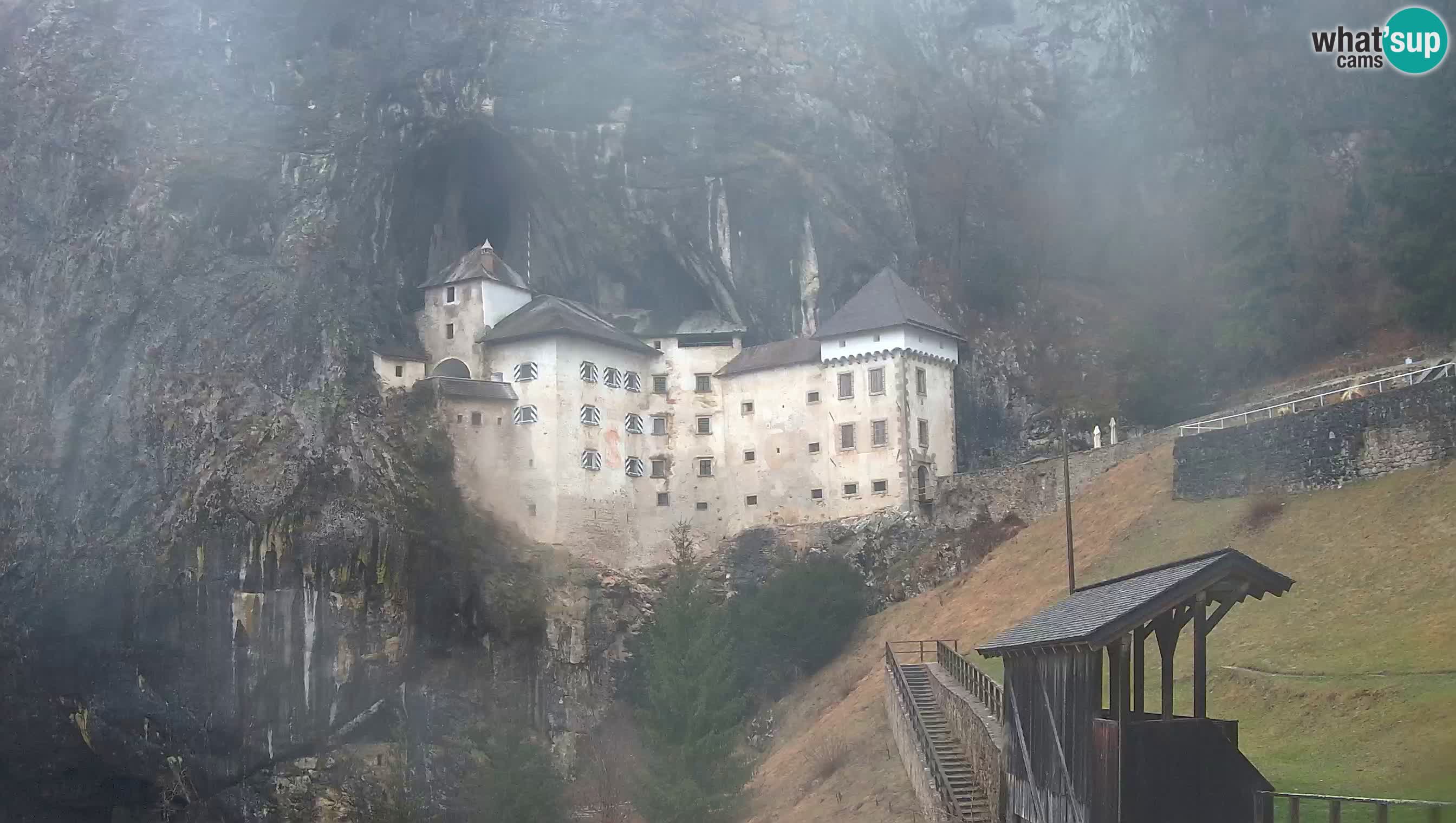 Live Webcam Castello di Predjama – Postumia – Slovenia