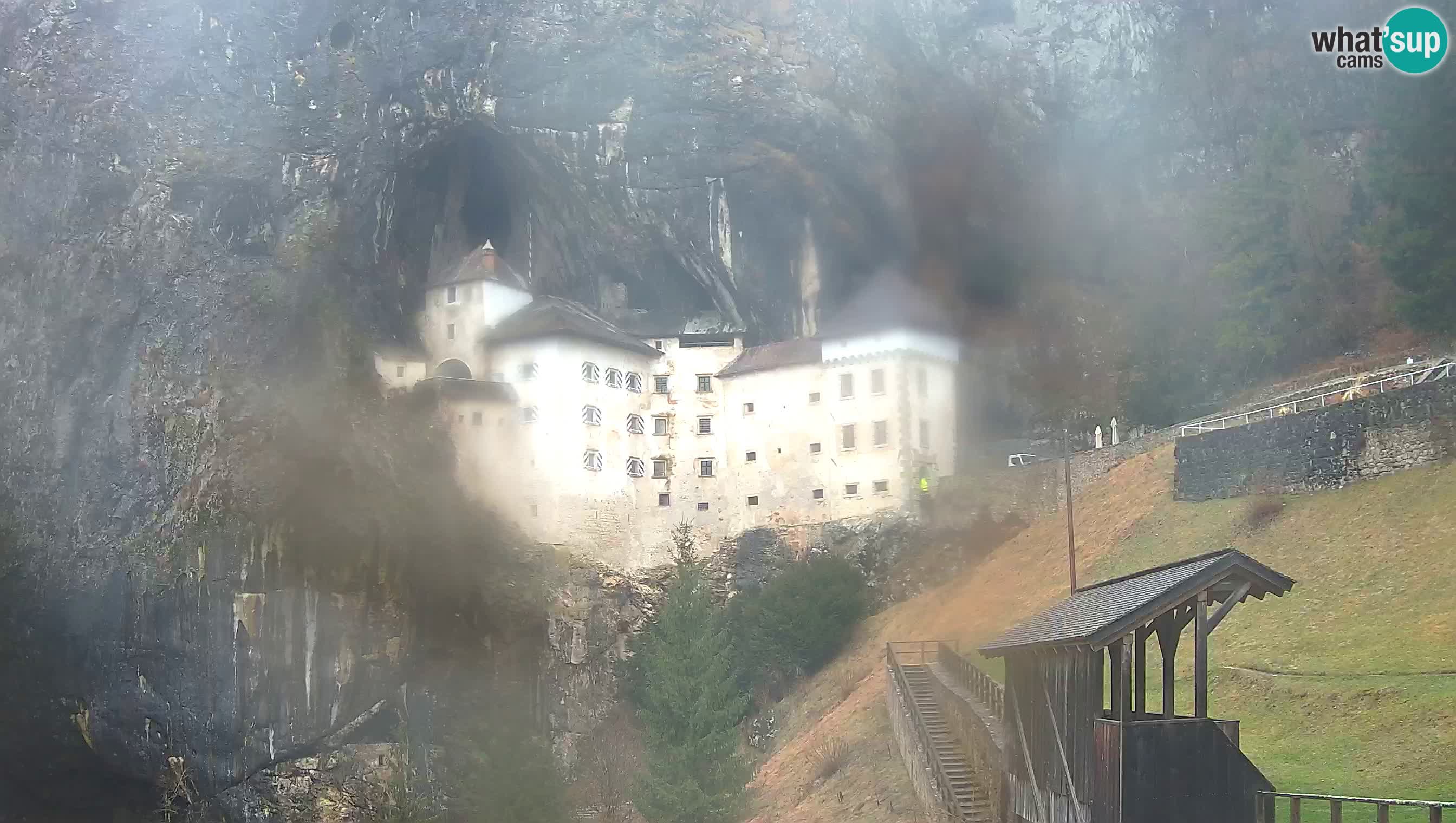 Live Webcam Predjamski grad – Predjama Castle – Postojna – Slovenia