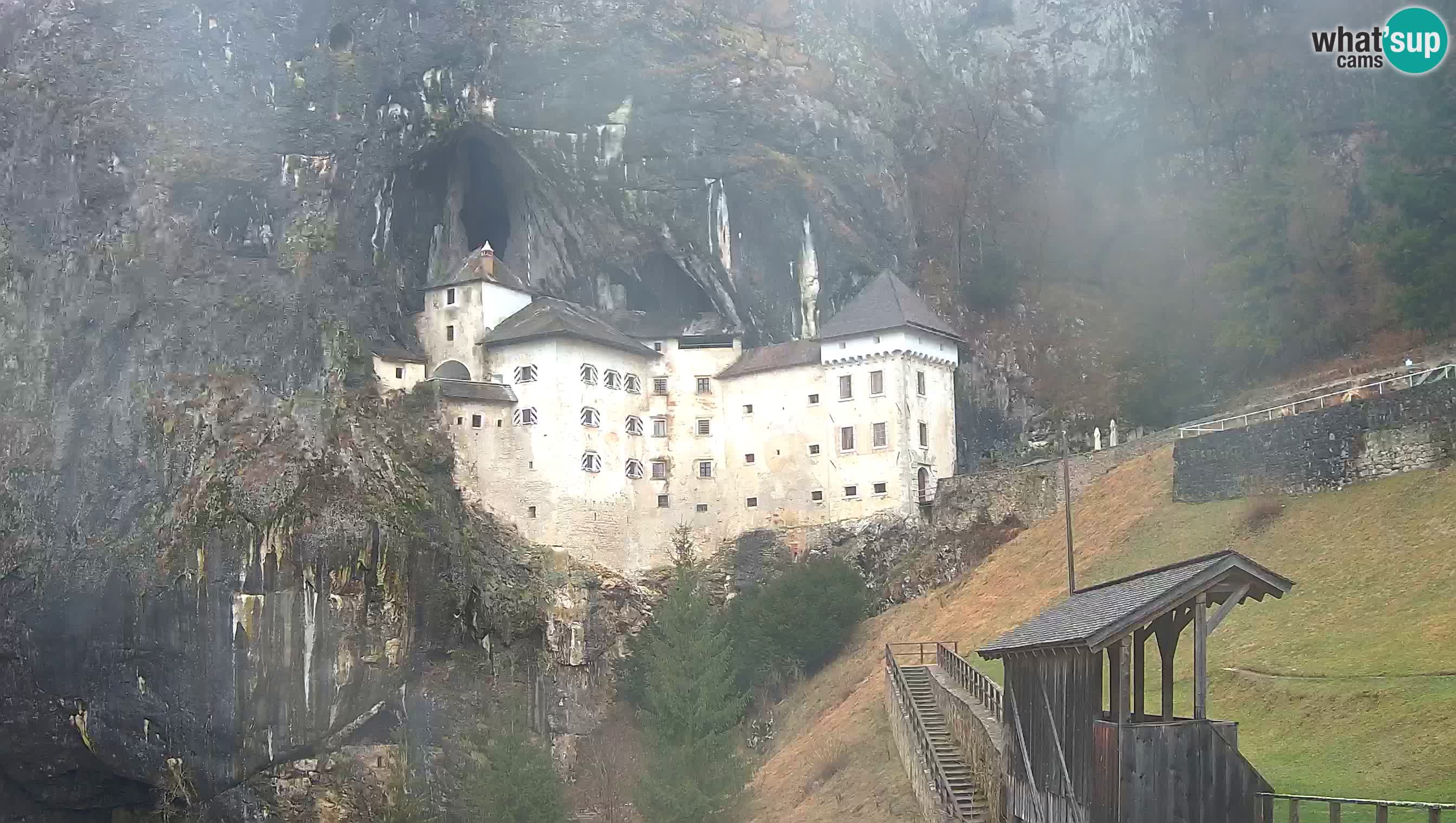 Live Webcam Castello di Predjama – Postumia – Slovenia