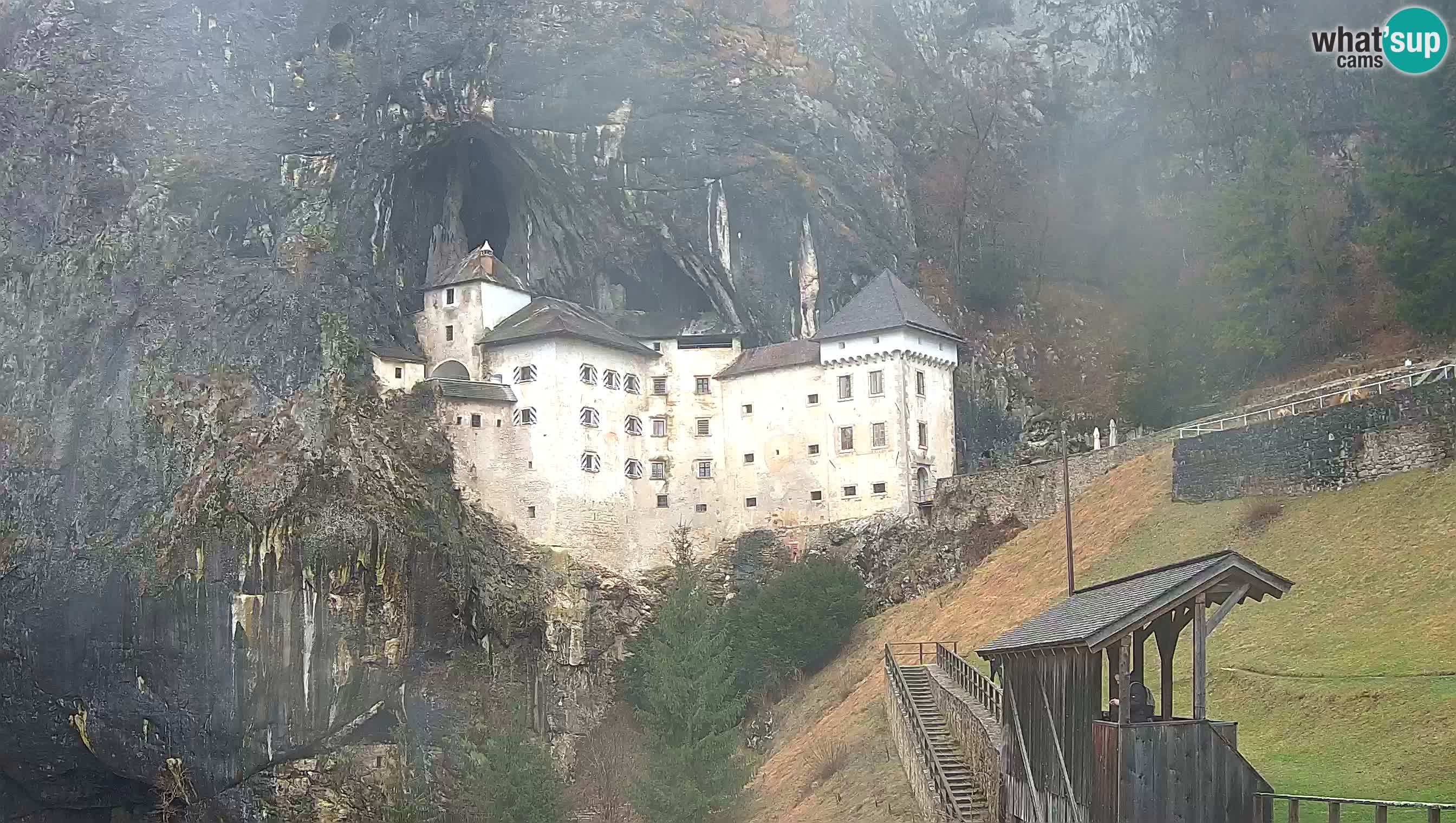 Camera en vivo Castillo de Predjama – Postojna – Eslovenia