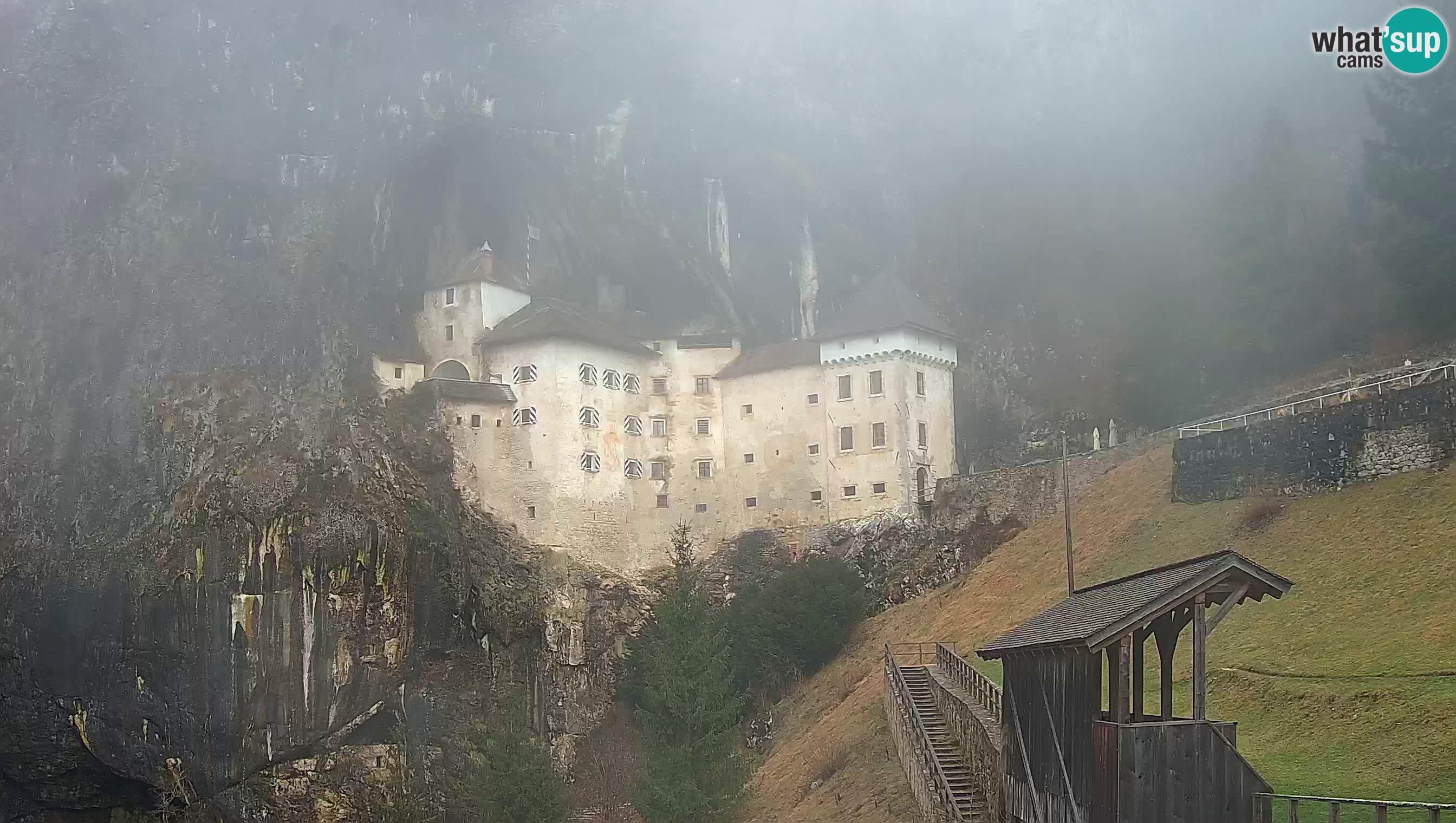 Live Webcam Grad Predjama – Château de Predjama – Postojna – Slovénie
