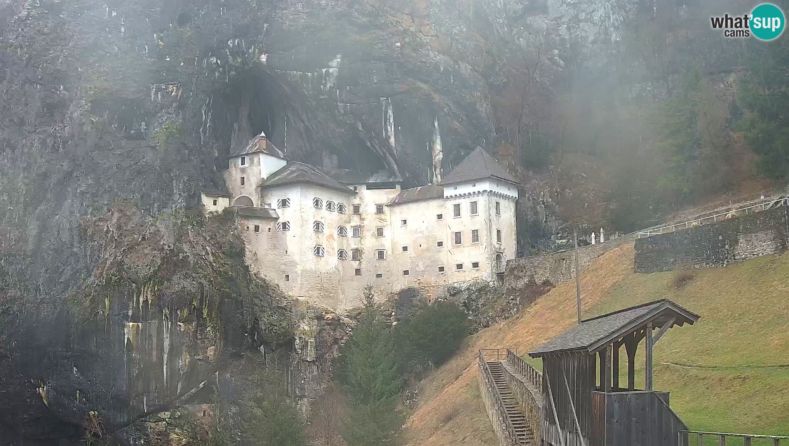 Live Webcam Castello di Predjama – Postumia – Slovenia