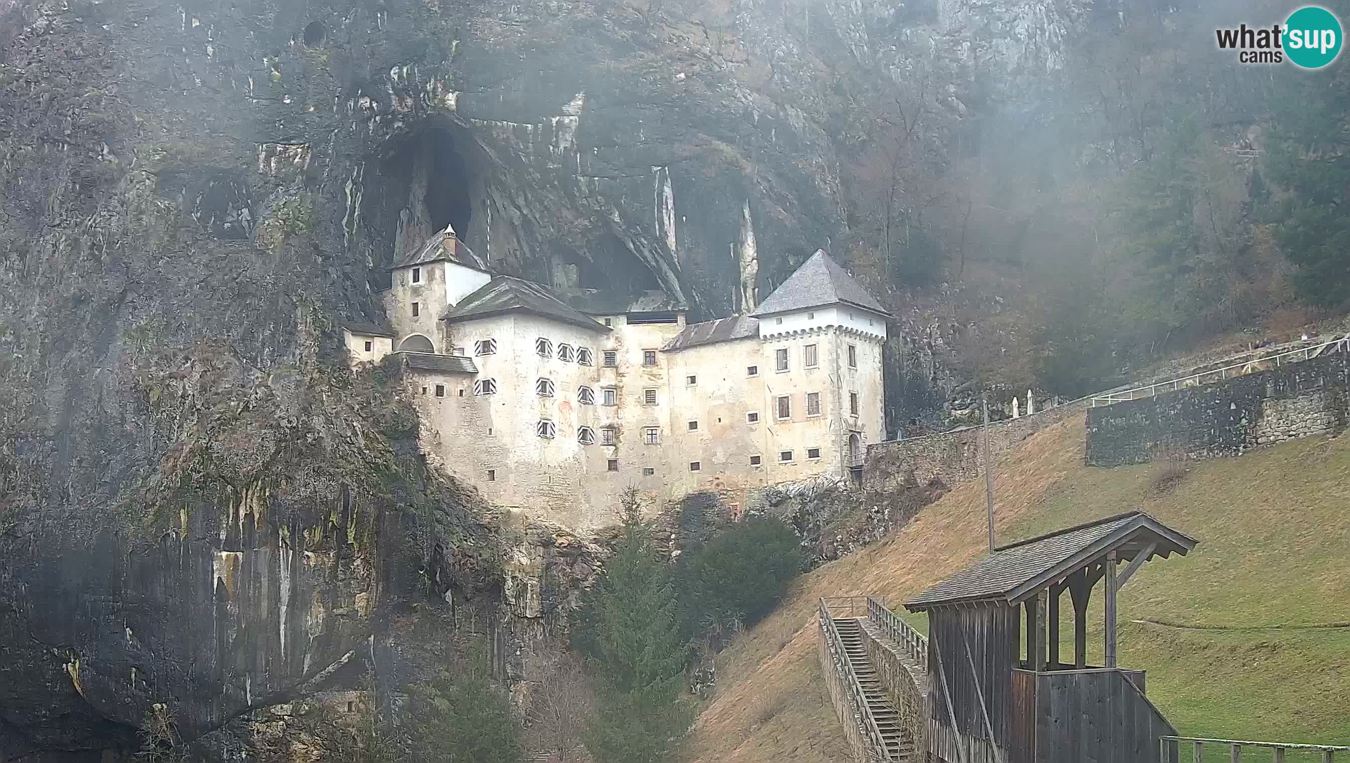 Live Webcam Predjamski grad – Predjama Castle – Postojna – Slovenia