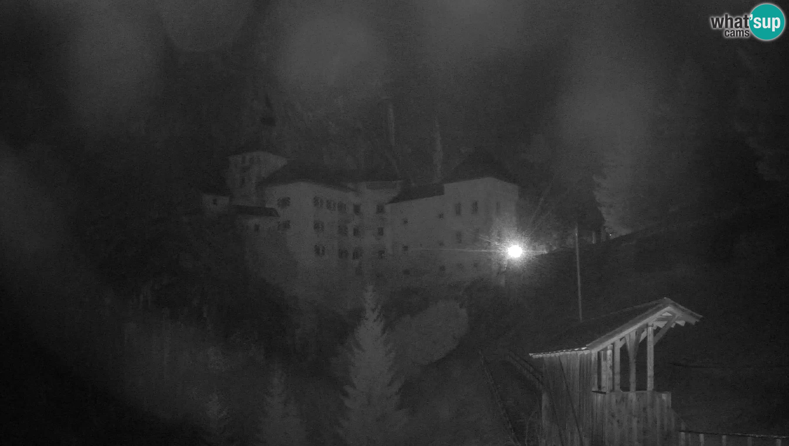Live Webcam Höhlenburg Predjama – Postojna – Slowenien