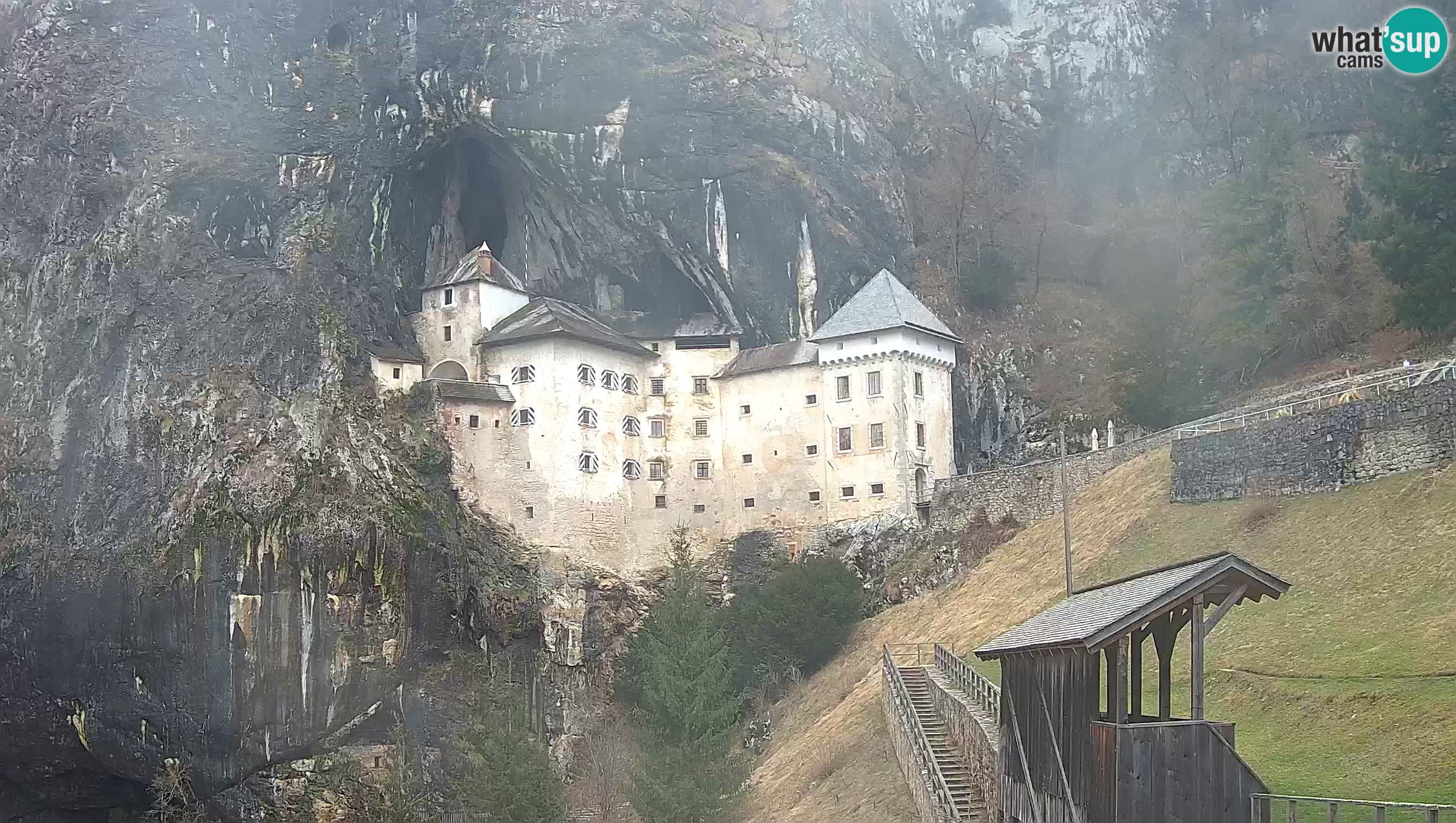 Live Webcam Predjamski grad – Predjama Castle – Postojna – Slovenia
