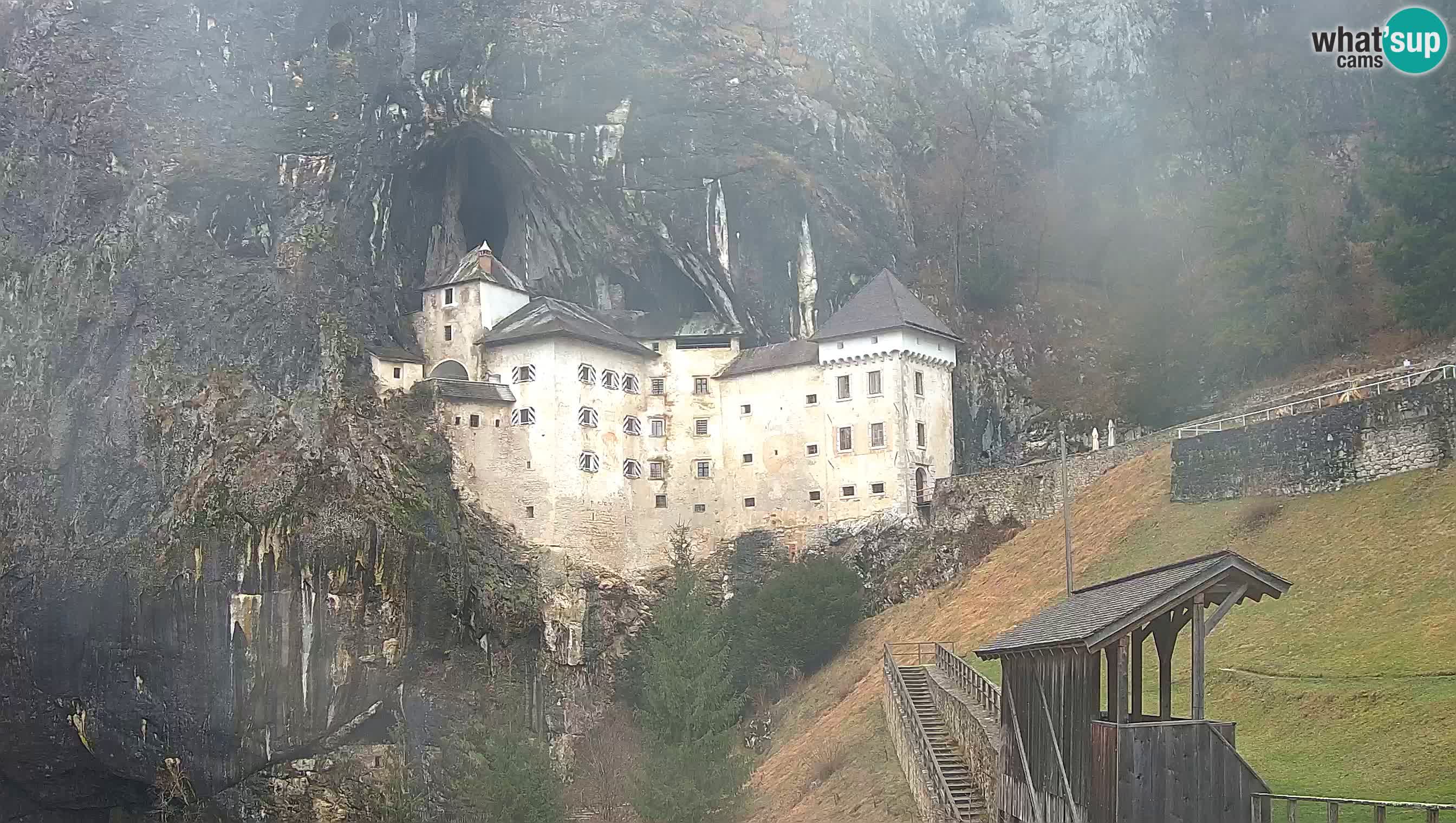 Live Webcam Predjamski grad – Predjama Castle – Postojna – Slovenia