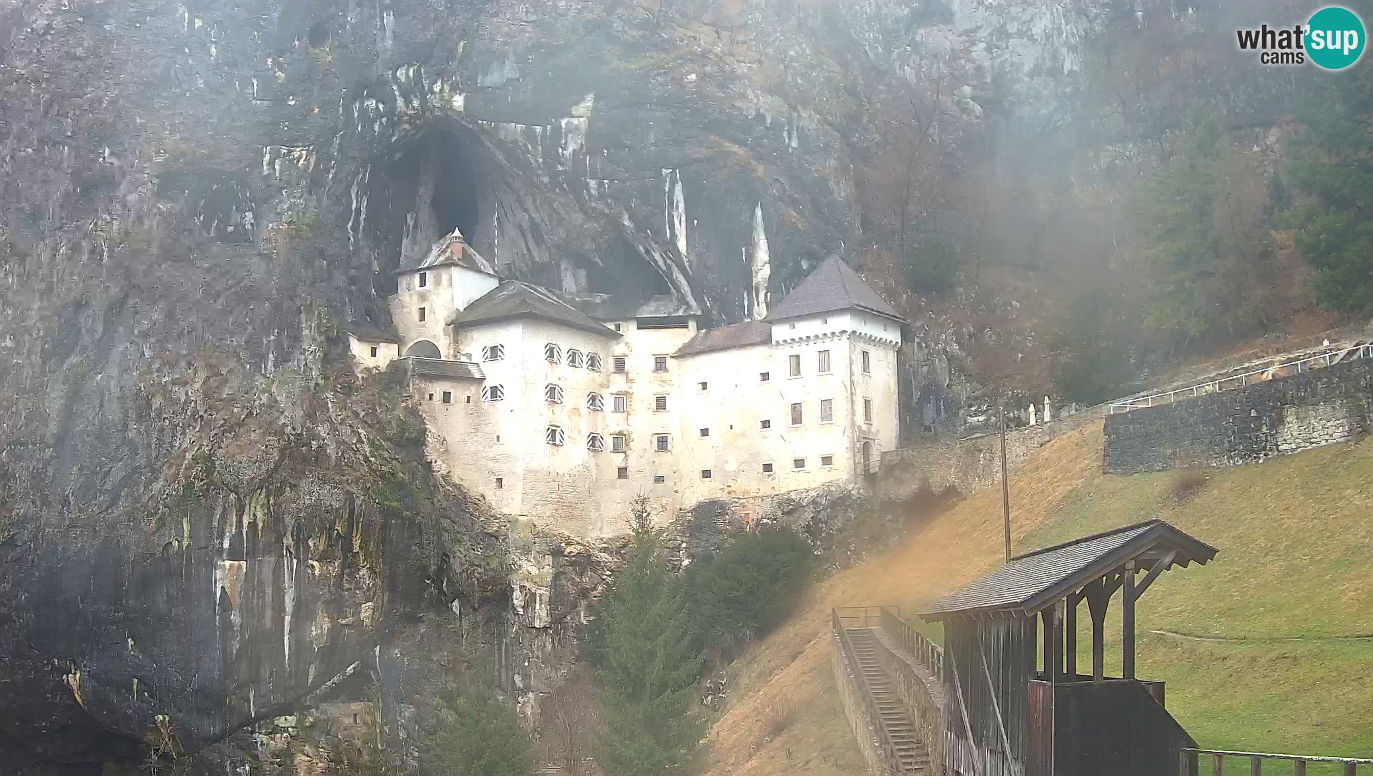 Camera en vivo Castillo de Predjama – Postojna – Eslovenia