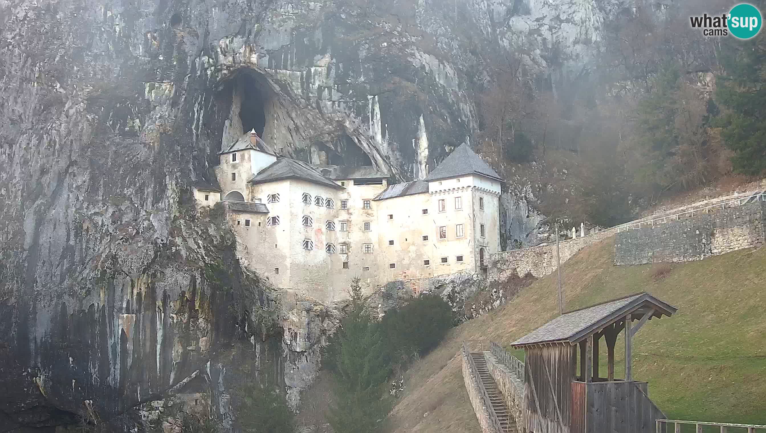 Live Webcam Predjamski grad – Predjama Castle – Postojna – Slovenia