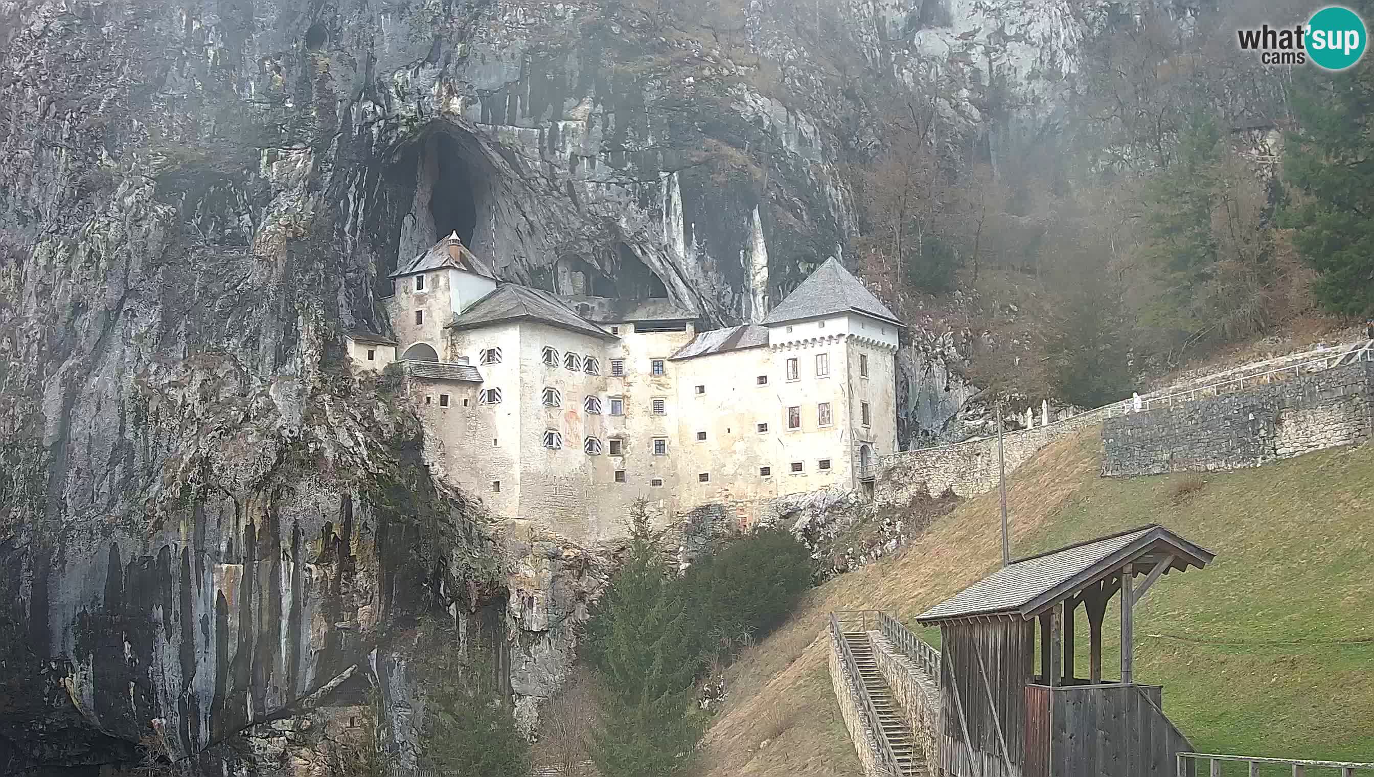 Camera en vivo Castillo de Predjama – Postojna – Eslovenia