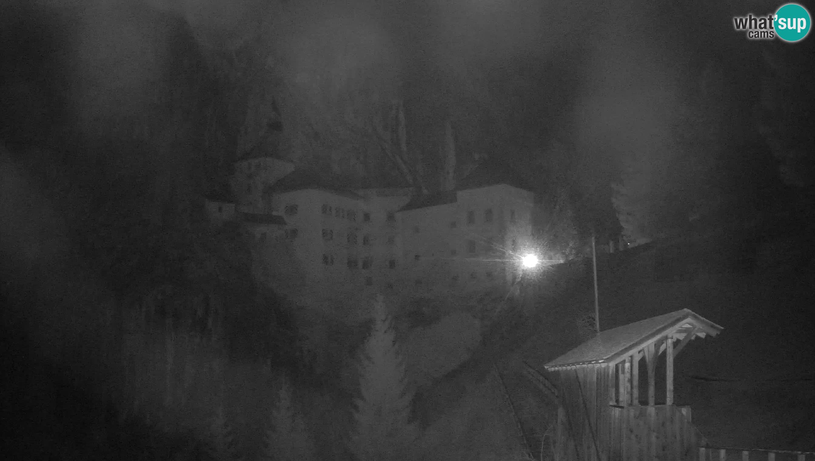 Live Webcam Grad Predjama – Château de Predjama – Postojna – Slovénie