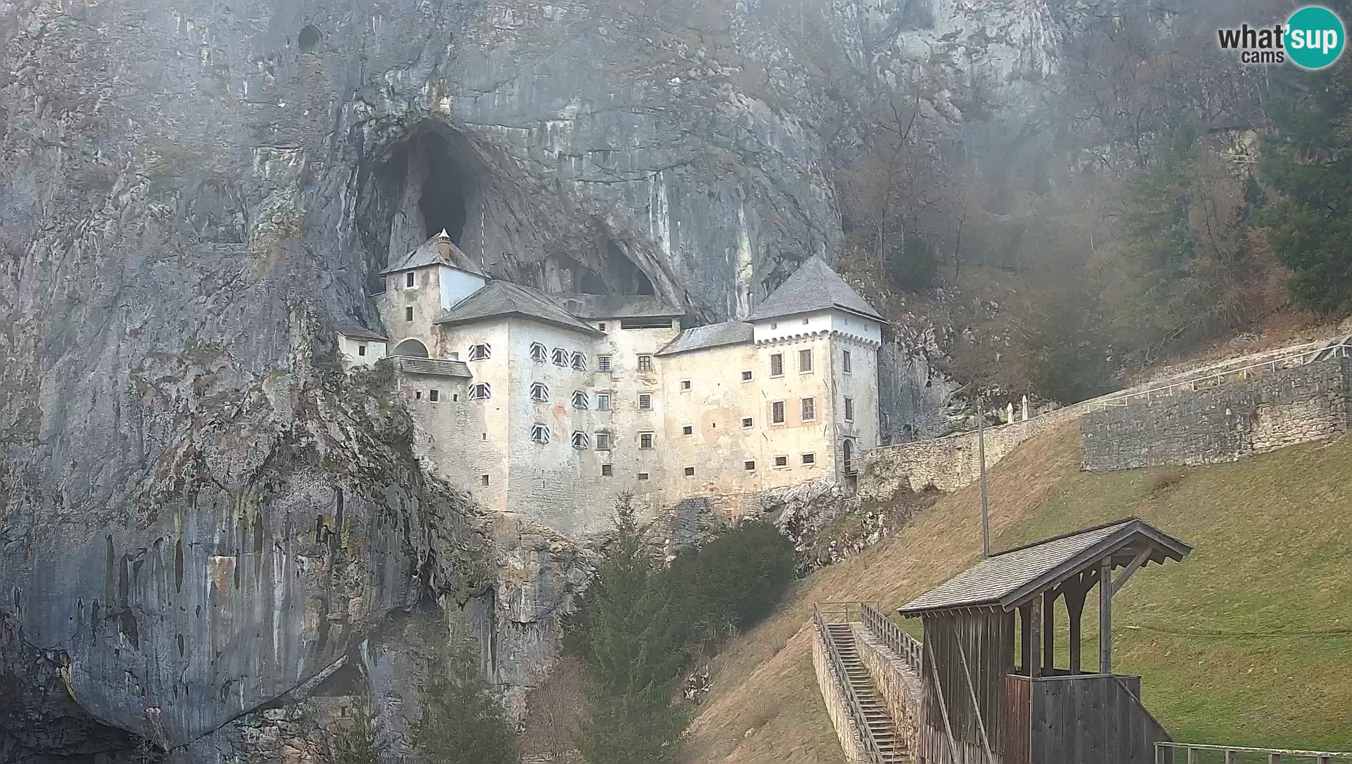Camera en vivo Castillo de Predjama – Postojna – Eslovenia