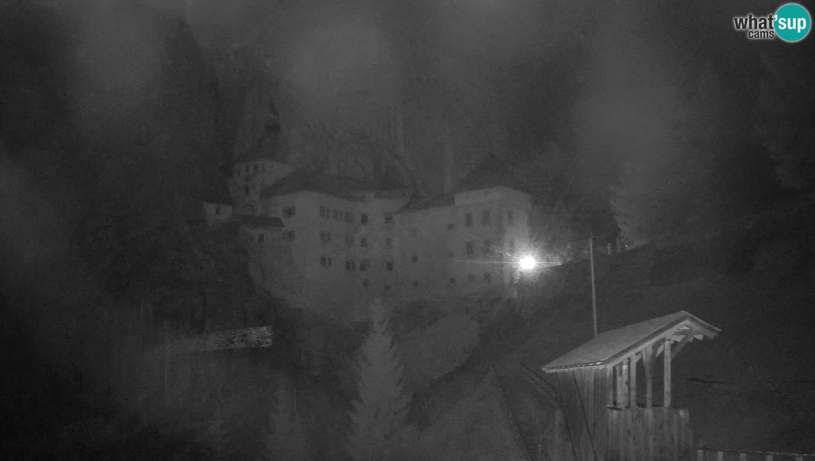 Live Webcam Grad Predjama – Château de Predjama – Postojna – Slovénie