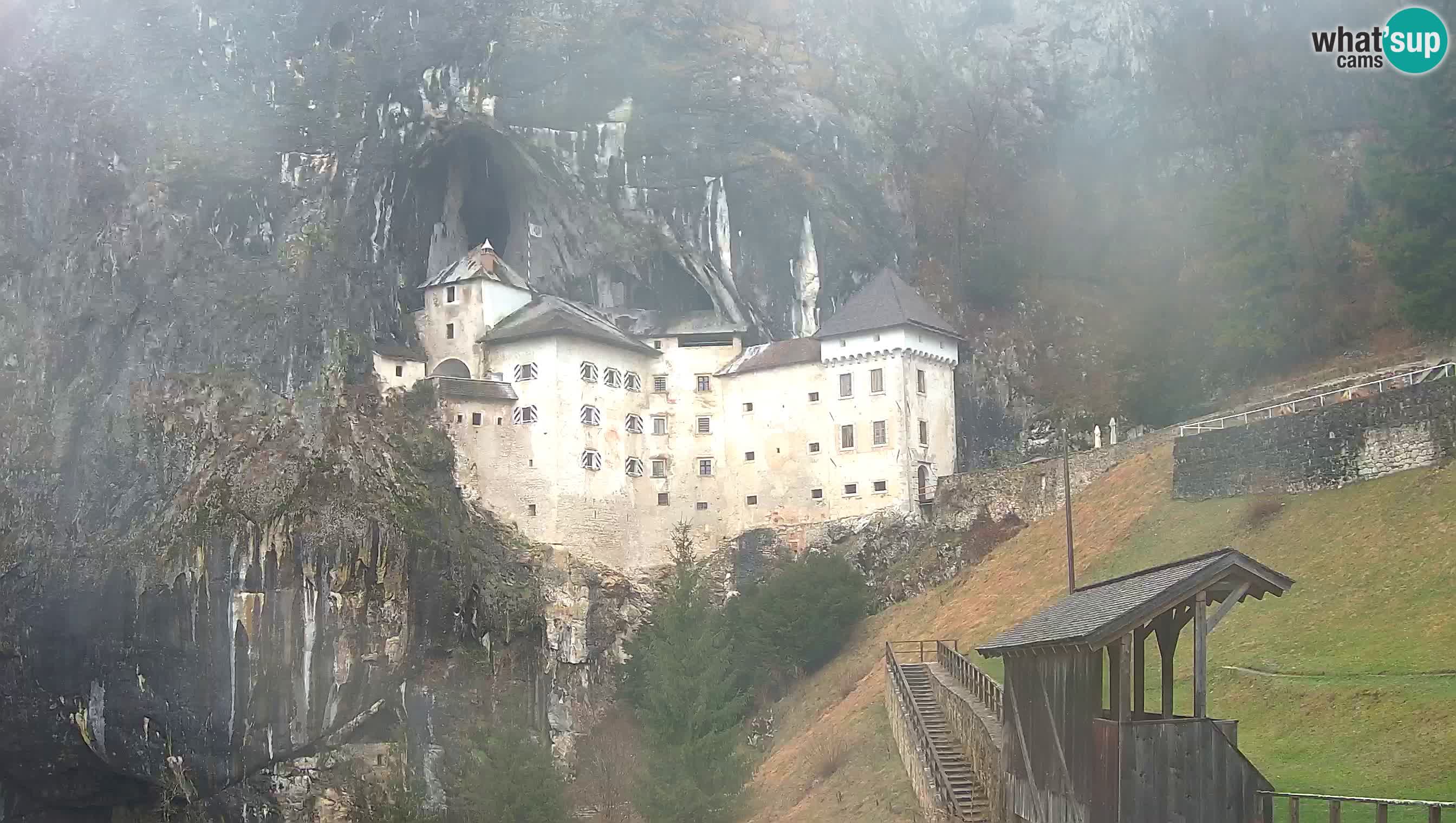 Live Webcam Castello di Predjama – Postumia – Slovenia