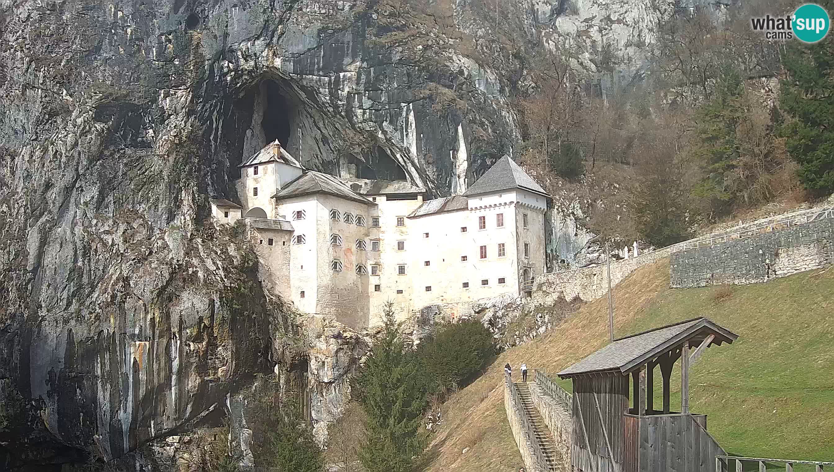 Live Webcam Predjamski grad – Predjama Castle – Postojna – Slovenia