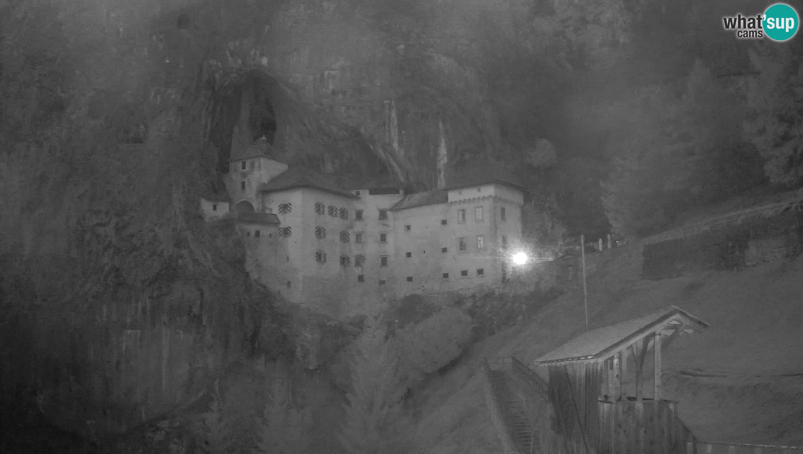 Web kamera Predjamski dvorac – Postojna – Slovenija