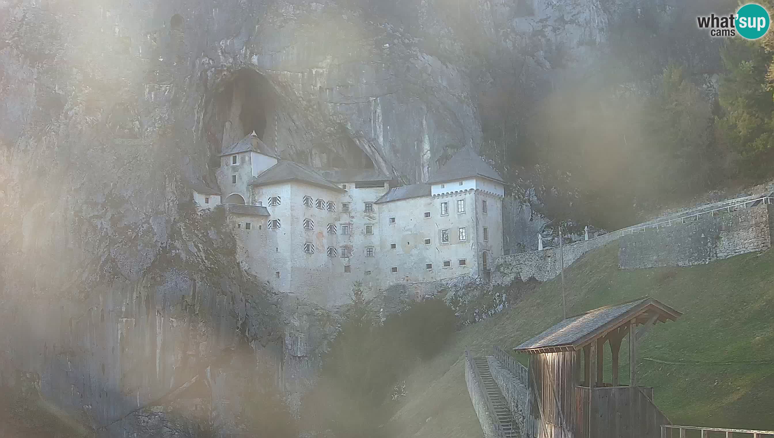 Live Webcam Castello di Predjama – Postumia – Slovenia