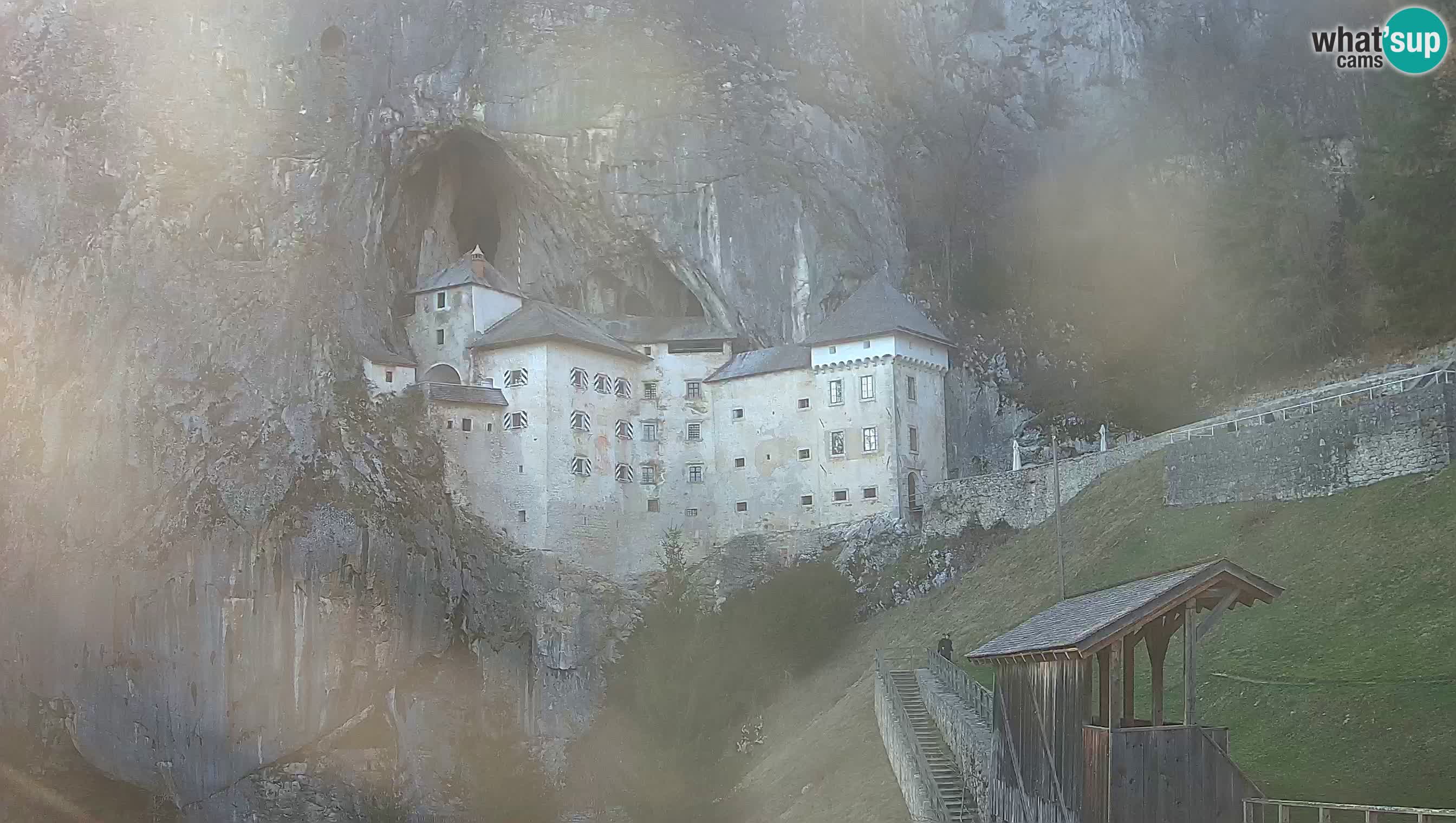 Live Webcam Predjamski grad – Predjama Castle – Postojna – Slovenia