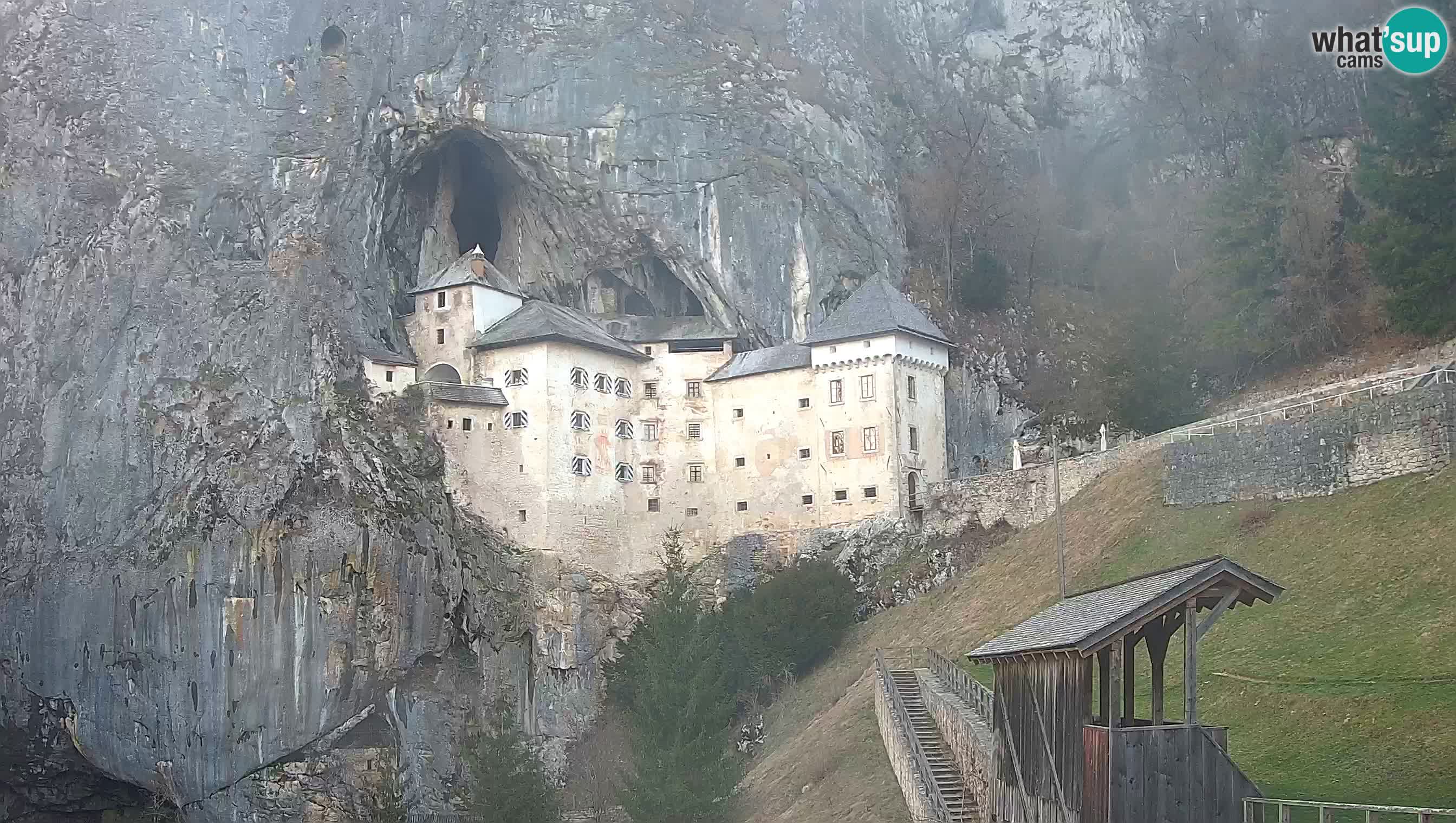 Camera en vivo Castillo de Predjama – Postojna – Eslovenia